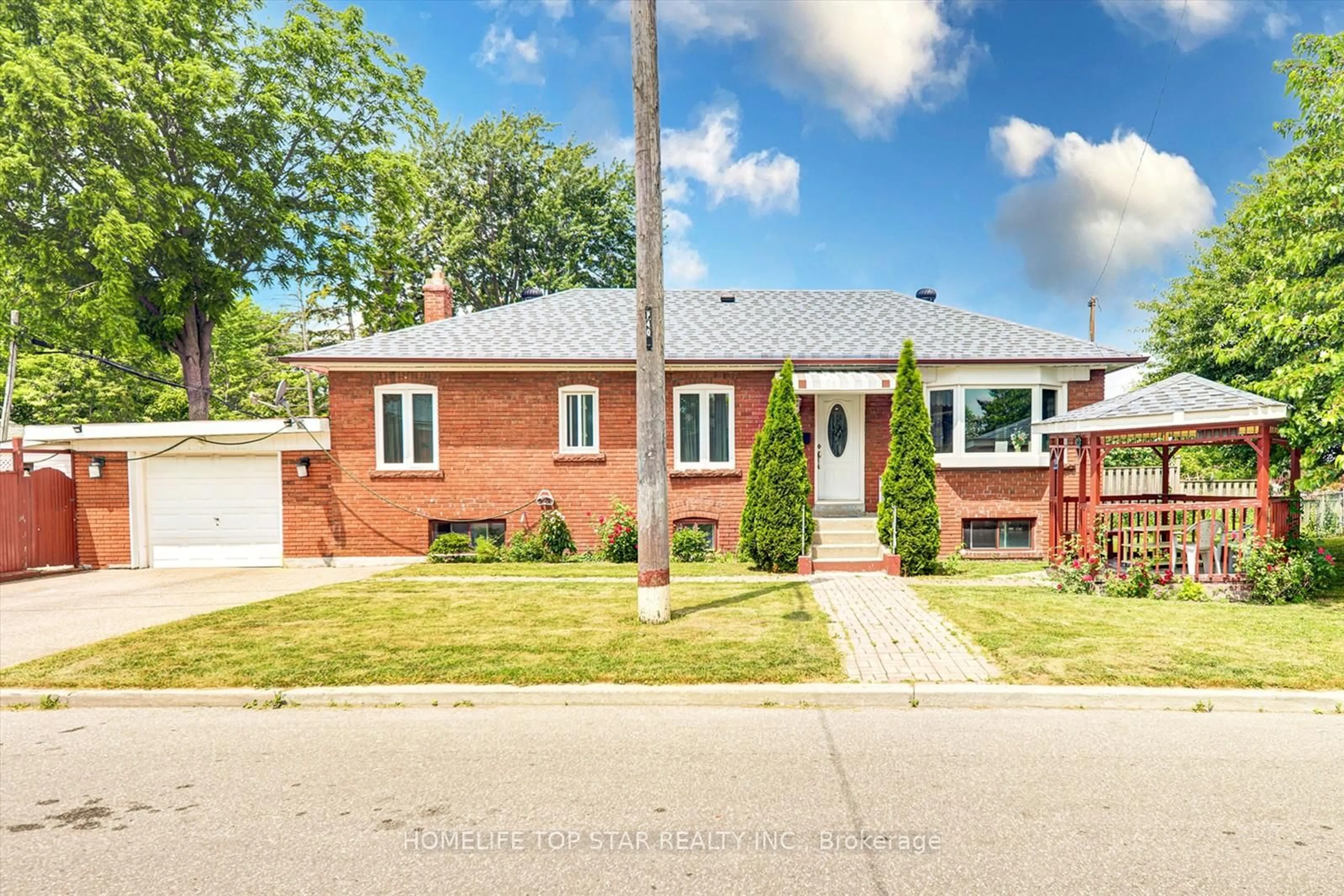 Home with brick exterior material, street for 40 Lombardy Cres, Toronto Ontario M1K 4N8