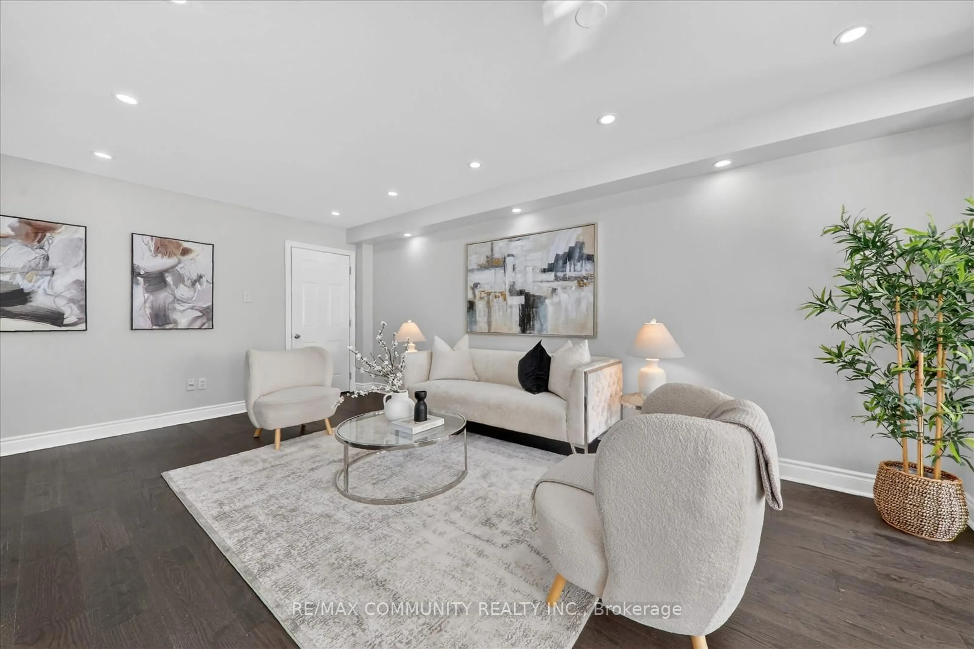 Living room with furniture, unknown for 27 Merchant Ave, Whitby Ontario L1P 1S2