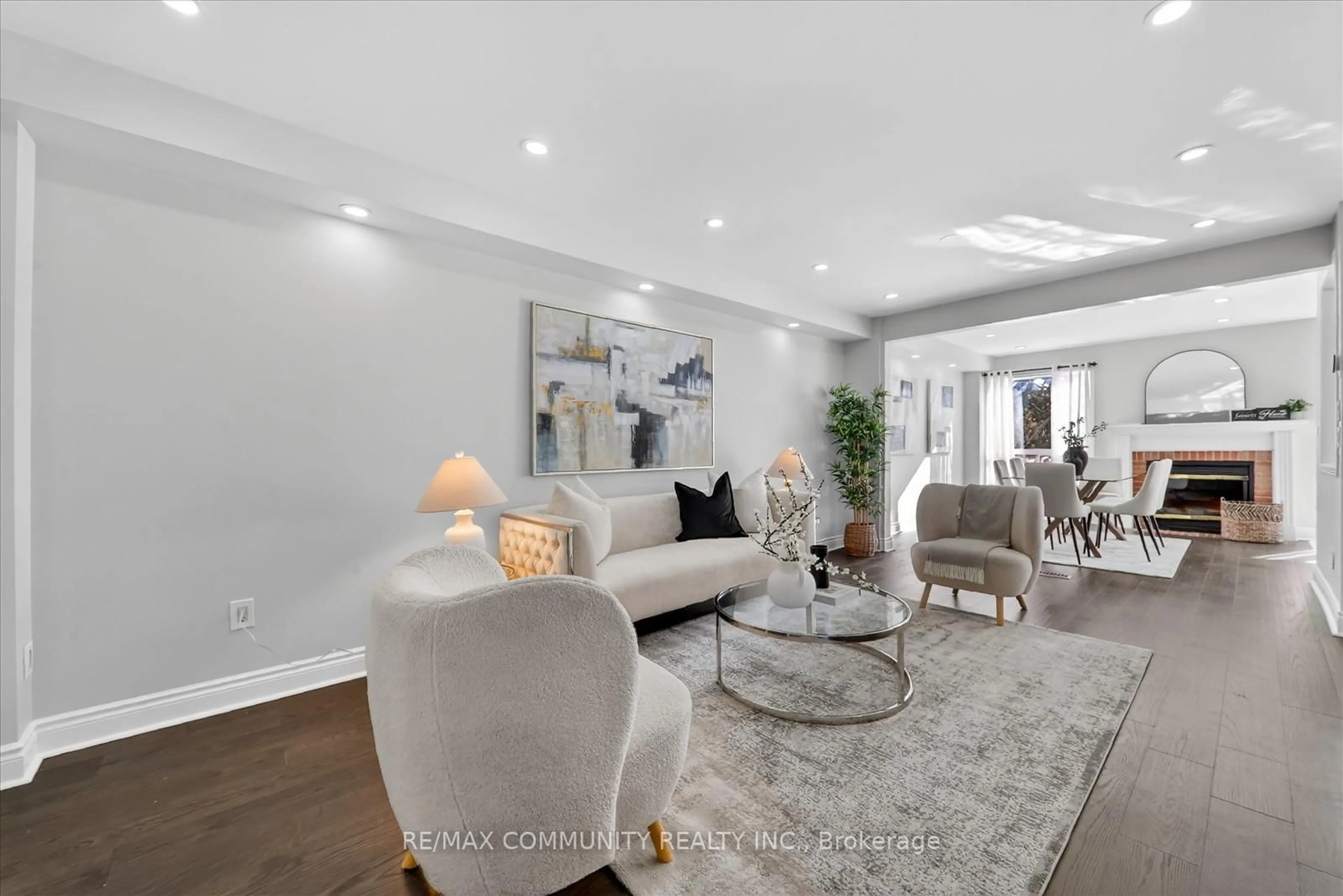 Living room with furniture, unknown for 27 Merchant Ave, Whitby Ontario L1P 1S2