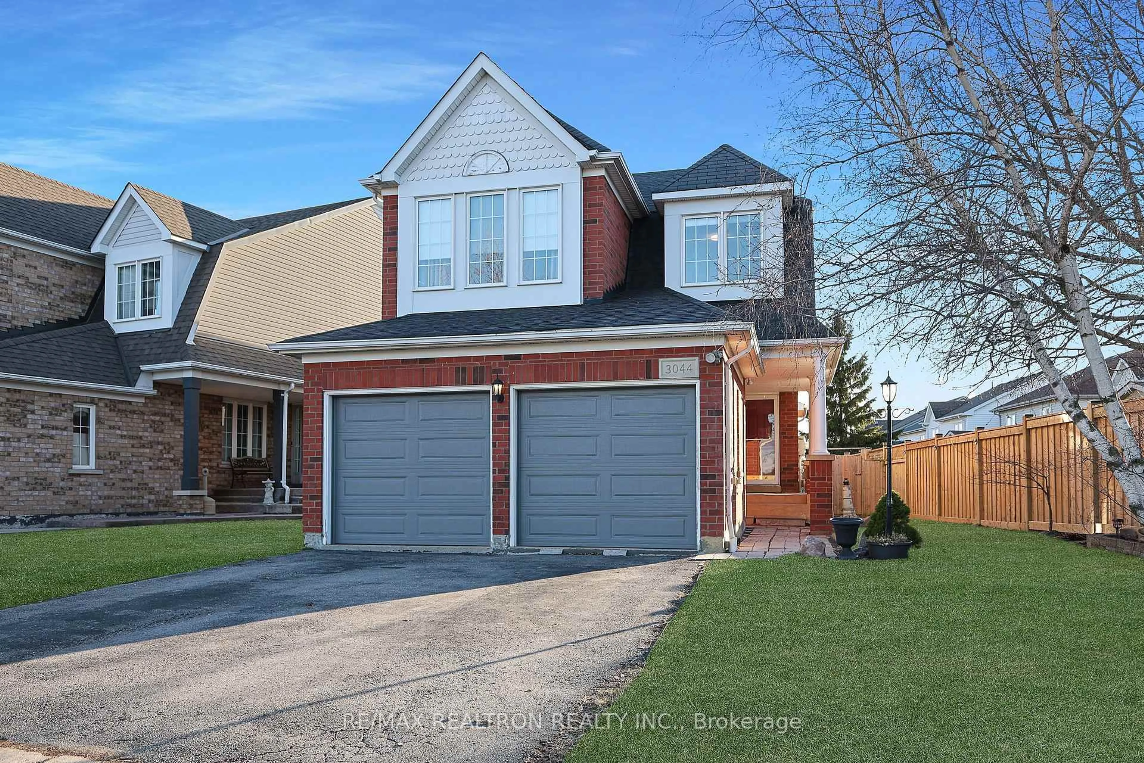 Home with brick exterior material, street for 3044 Country Lane, Whitby Ontario L1P 1T1