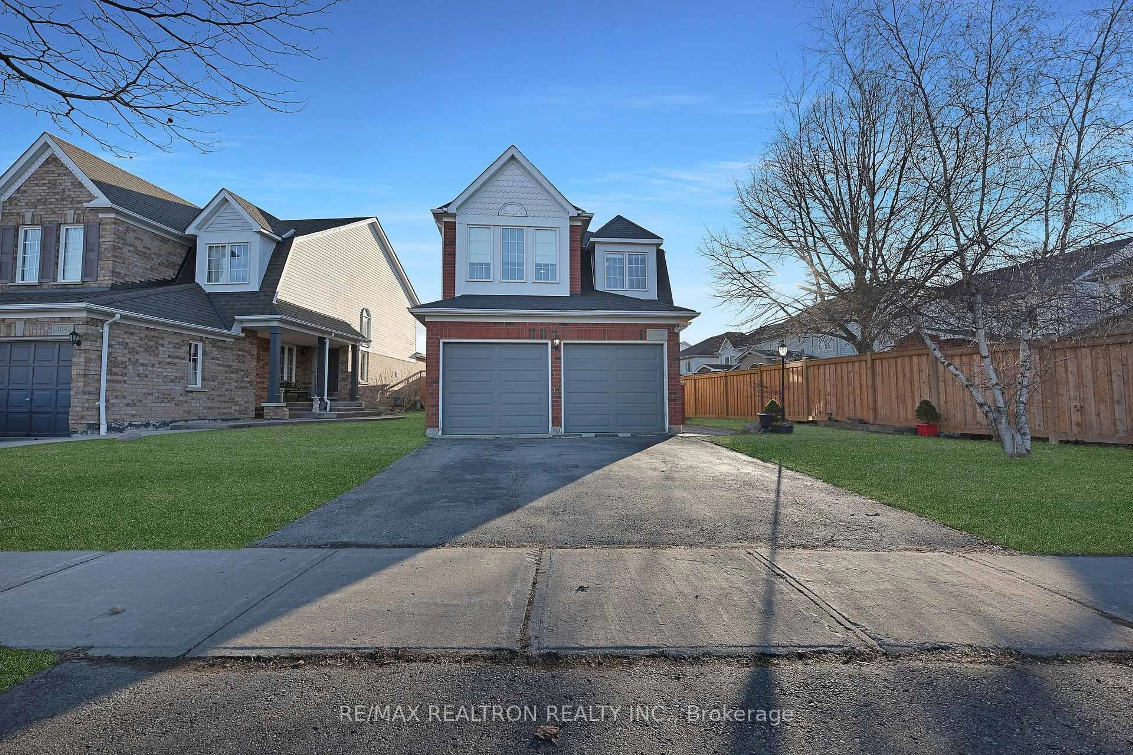 Unknown for 3044 Country Lane, Whitby Ontario L1P 1T1