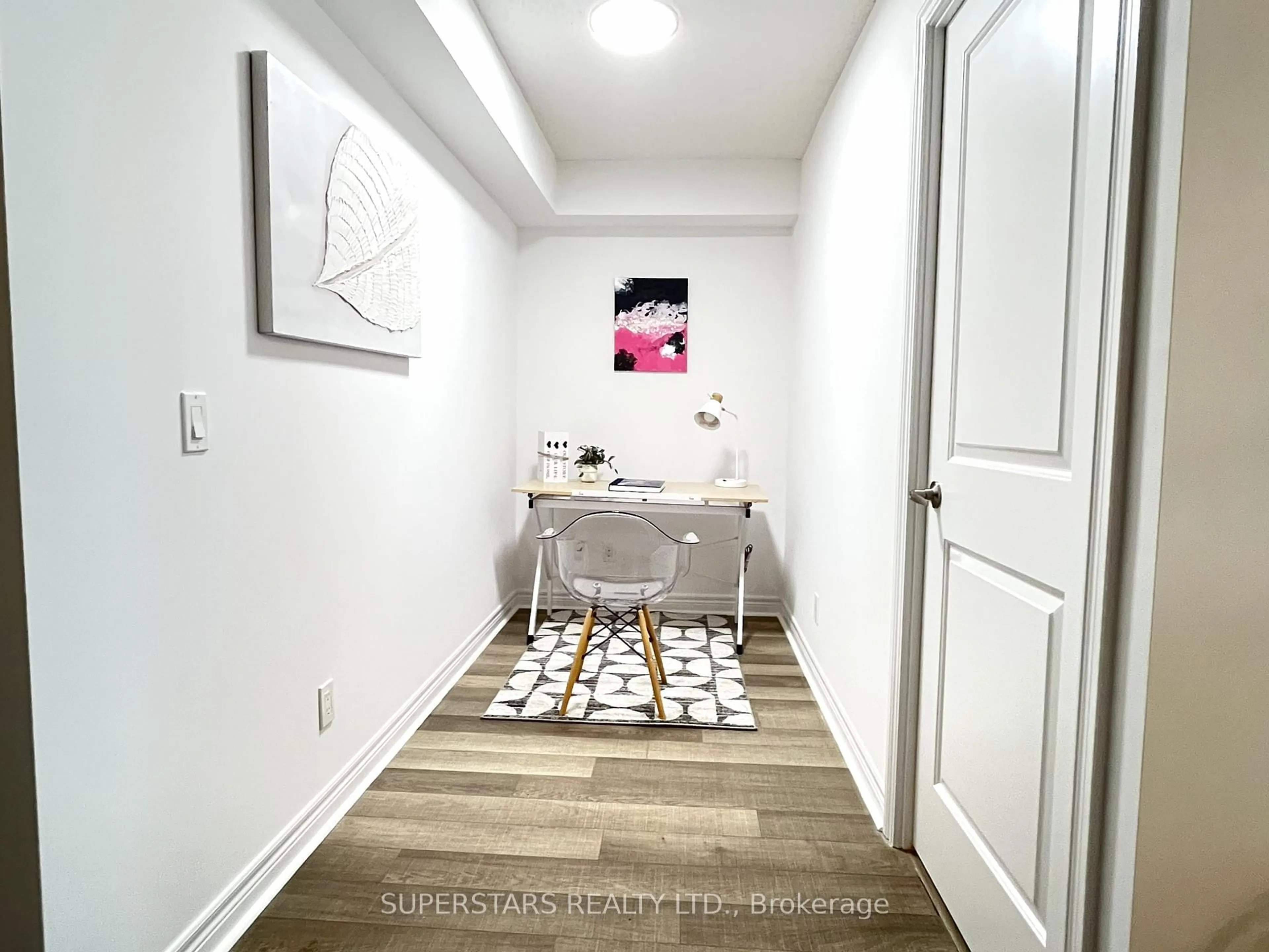 A pic of a room for 50 Town Centre Crt #2411, Toronto Ontario M1P 0A9