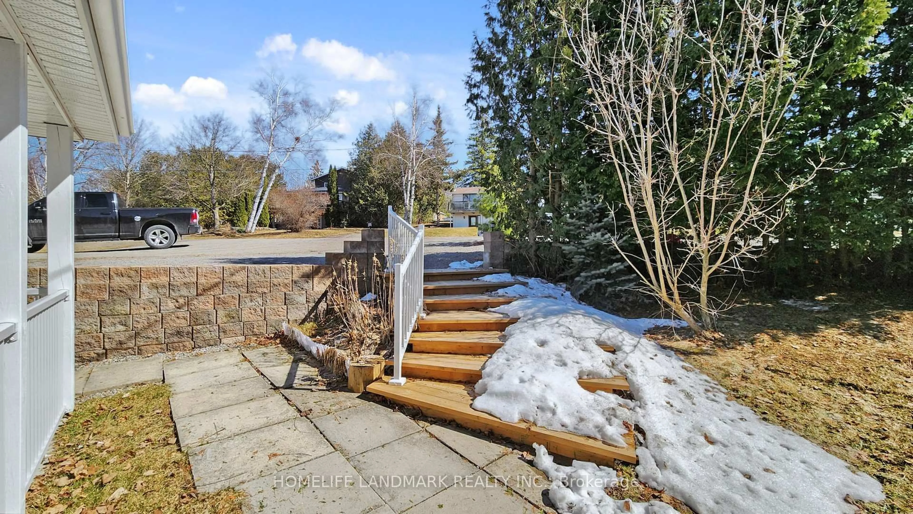 Patio, unknown for 148 Coleman Cres, Scugog Ontario L0B 1K0