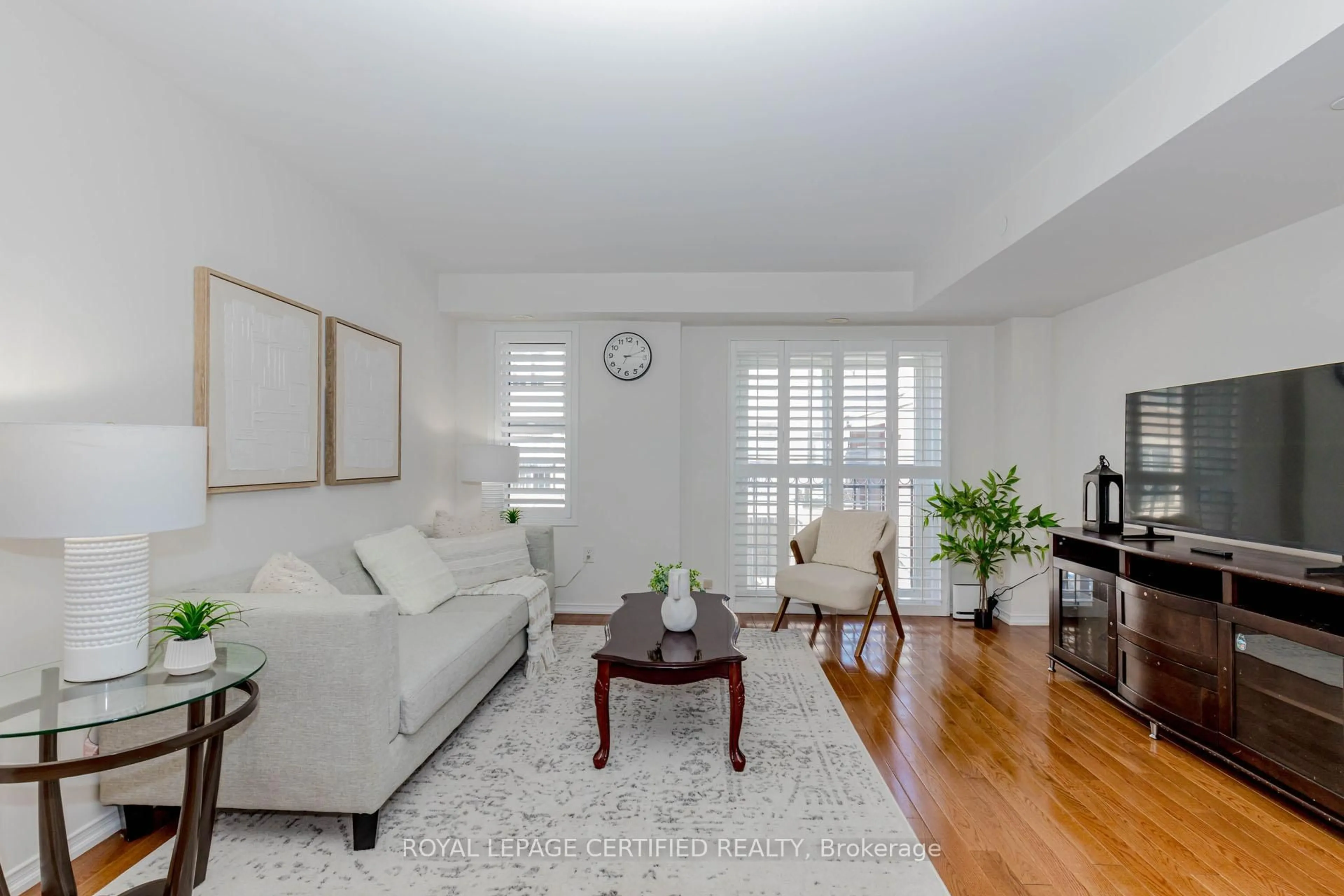 Living room with furniture, unknown for 91 Aquatic Ballet Path, Oshawa Ontario L1L 0K6