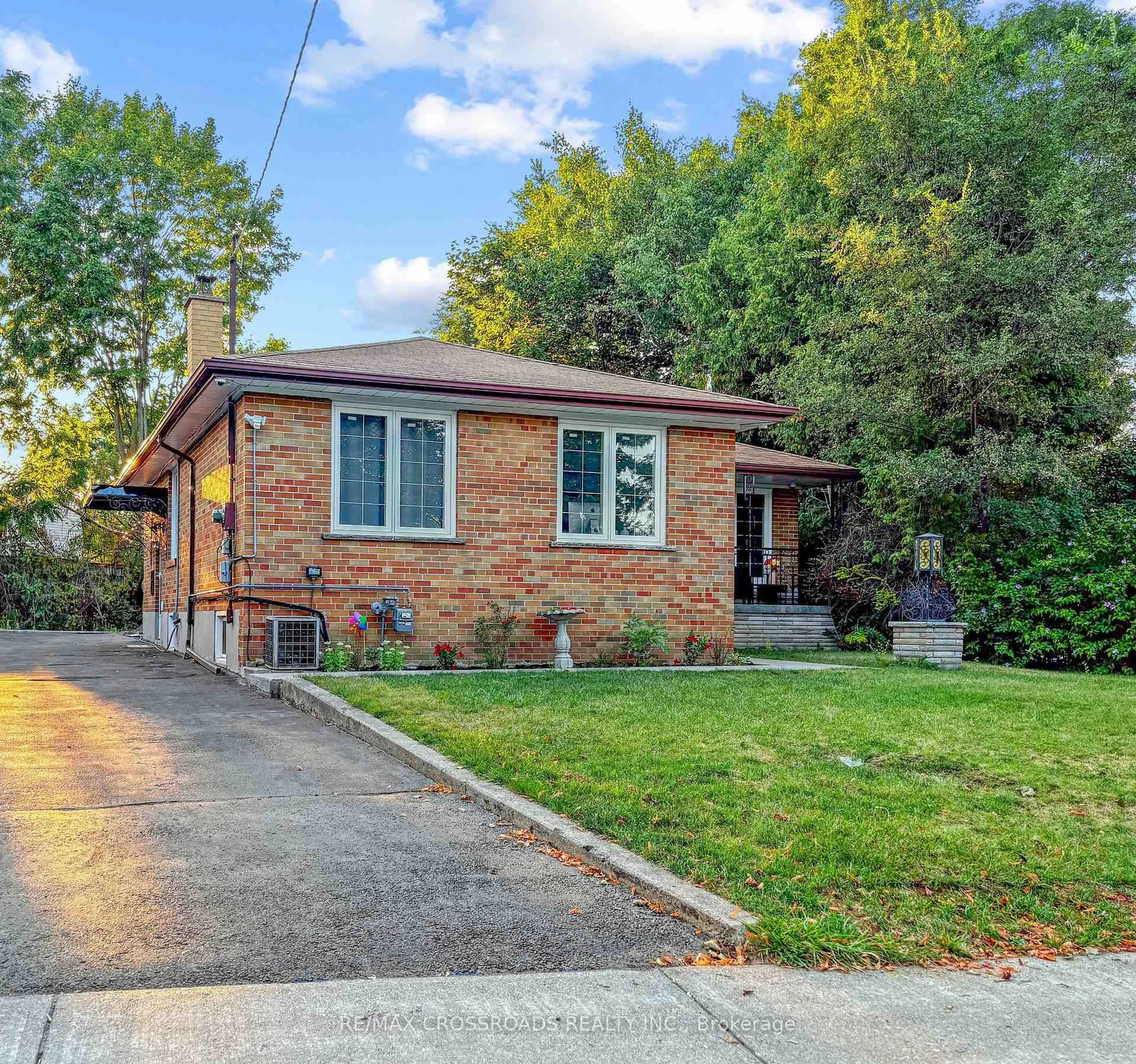 Home with brick exterior material, street for 46 Ronway Cres, Toronto Ontario M1J 2S2
