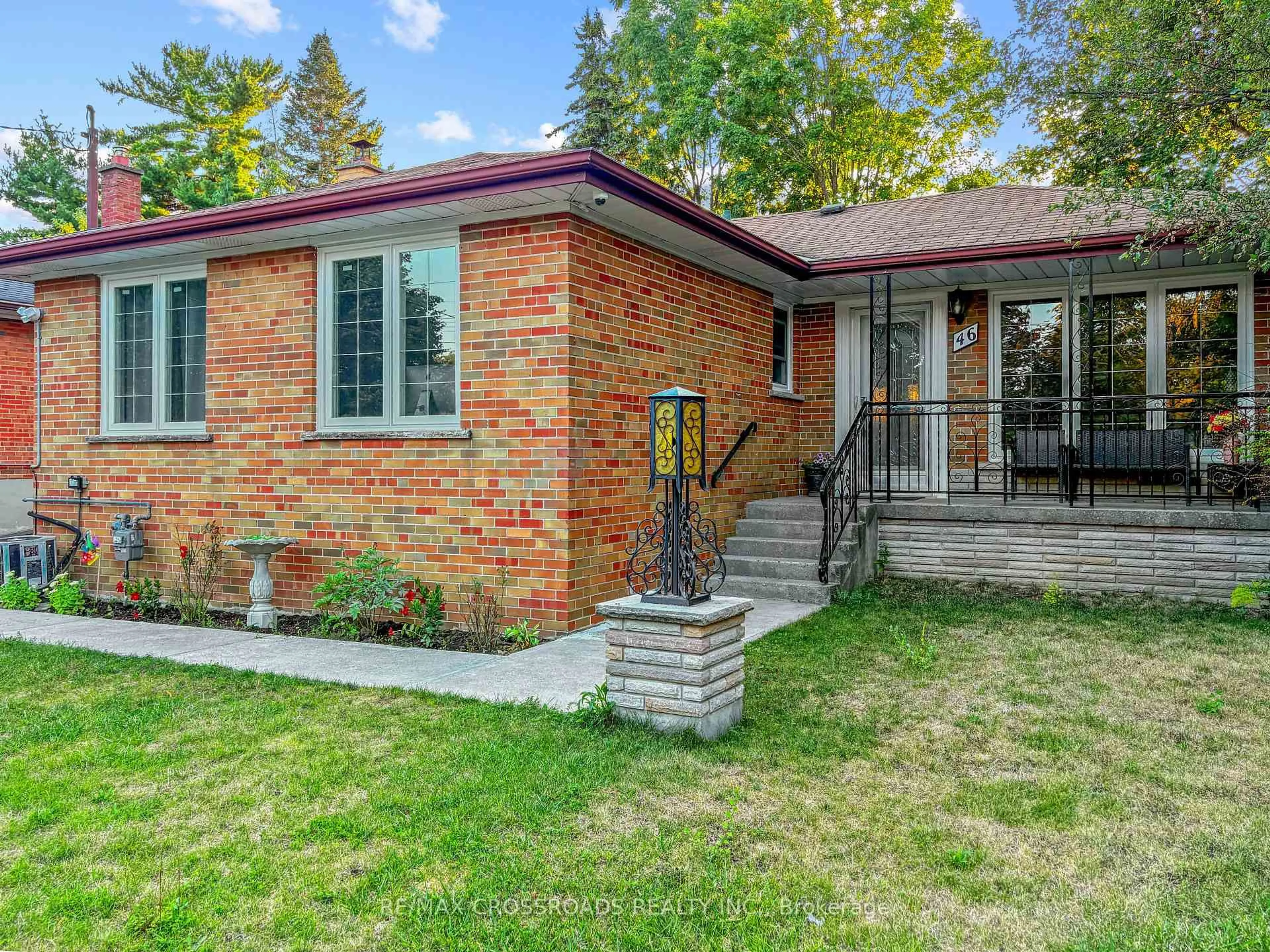 Home with brick exterior material, street for 46 Ronway Cres, Toronto Ontario M1J 2S2