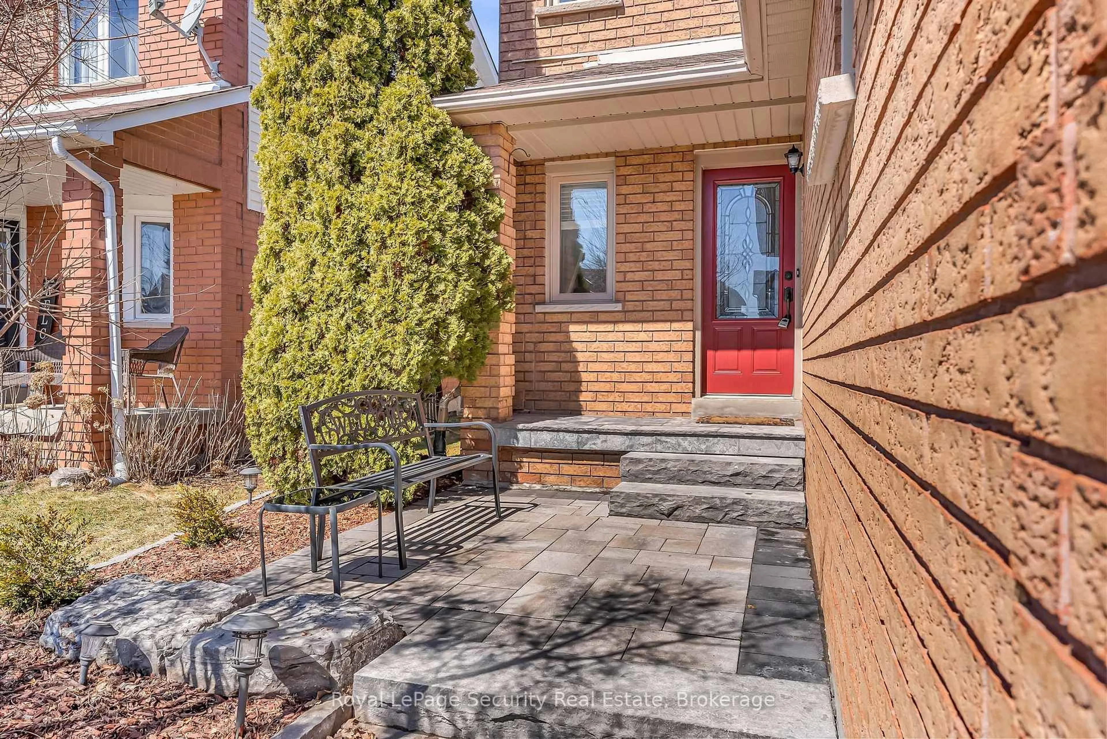Home with brick exterior material, street for 1197 Beaver Valley Cres, Oshawa Ontario L1J 8N1