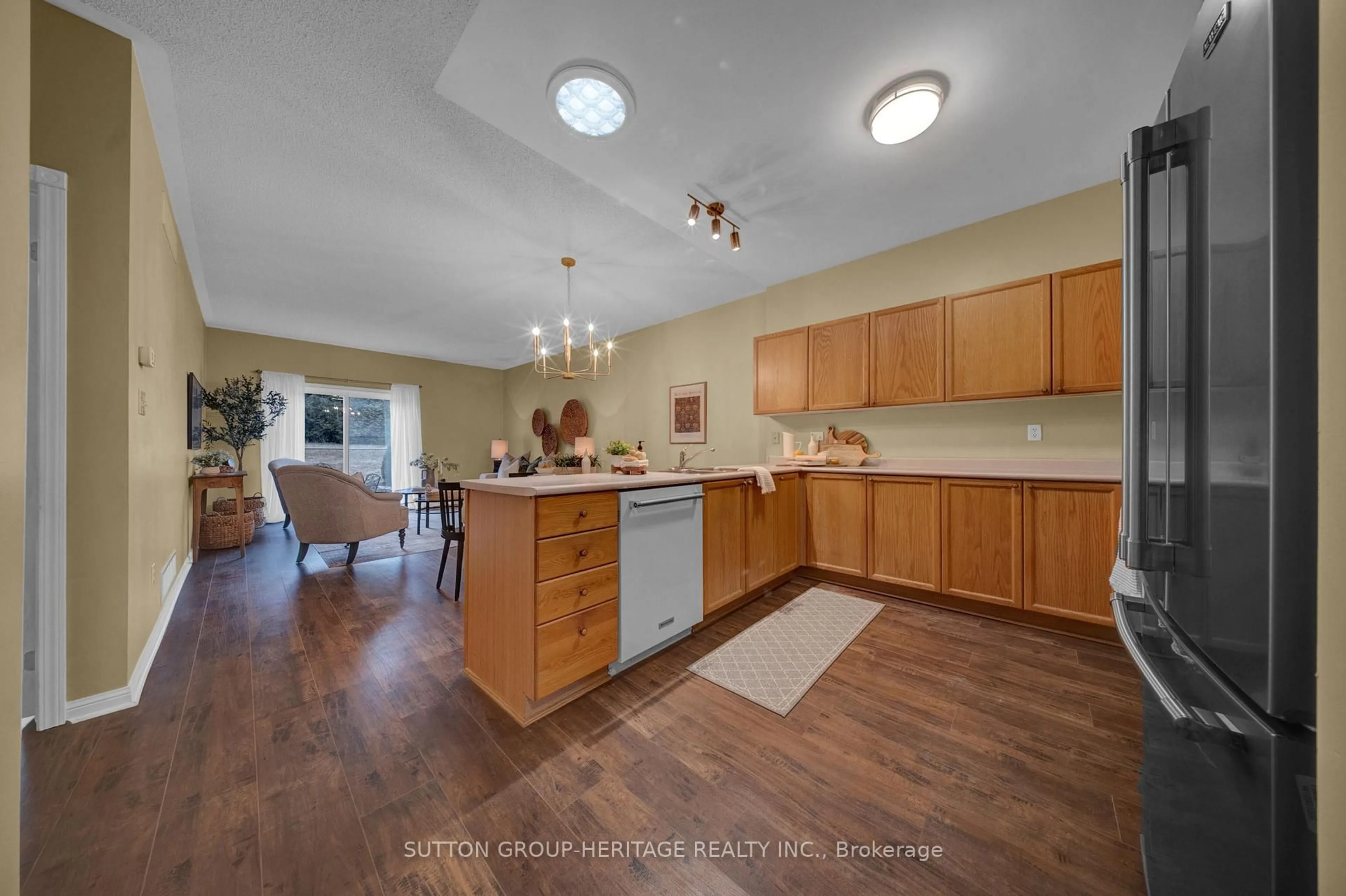 Open concept kitchen, unknown for 1111 Wilson Rd #18, Oshawa Ontario L1G 8C2