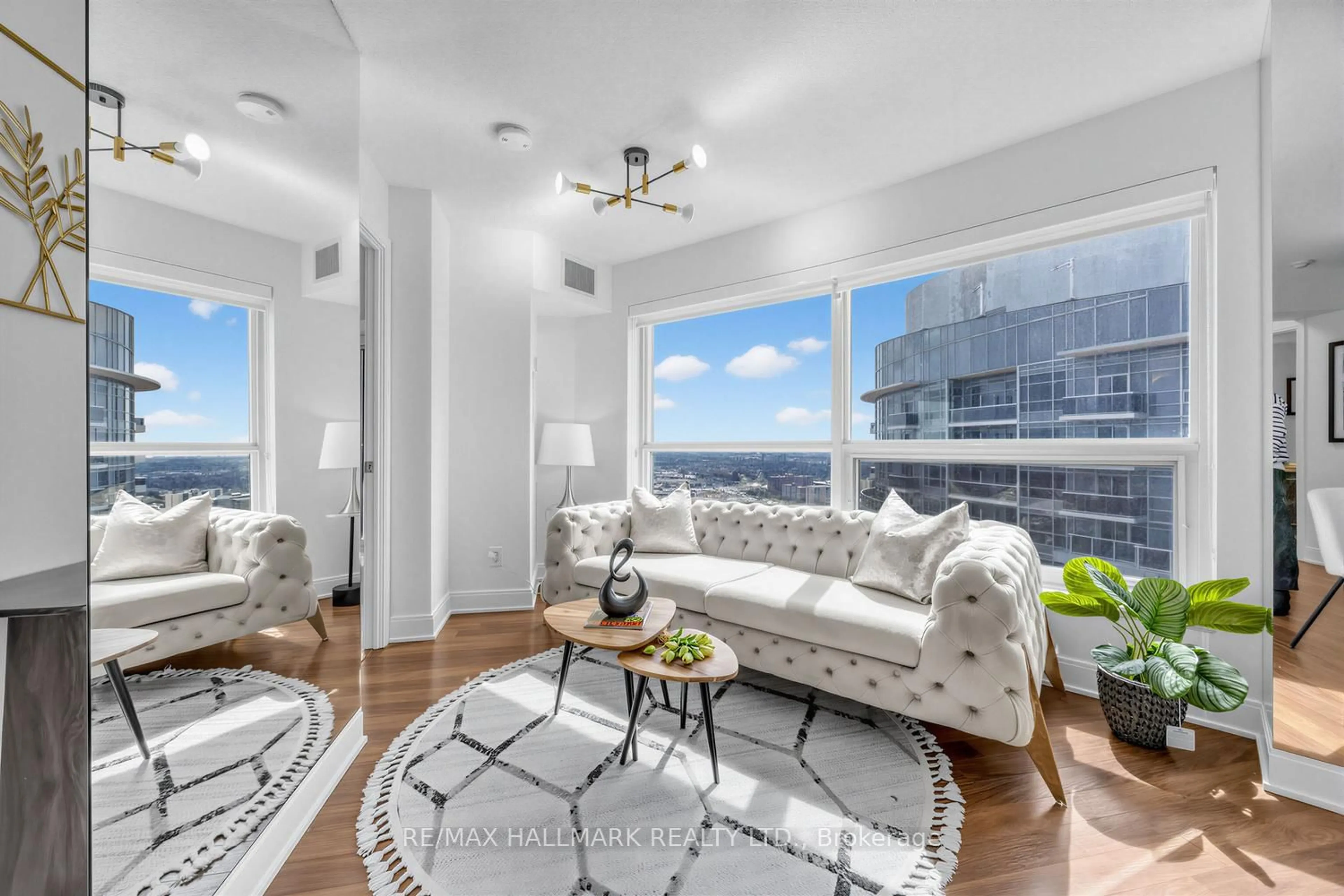 Living room with furniture, unknown for 135 Village Green Sq #3918, Toronto Ontario M1S 0G4