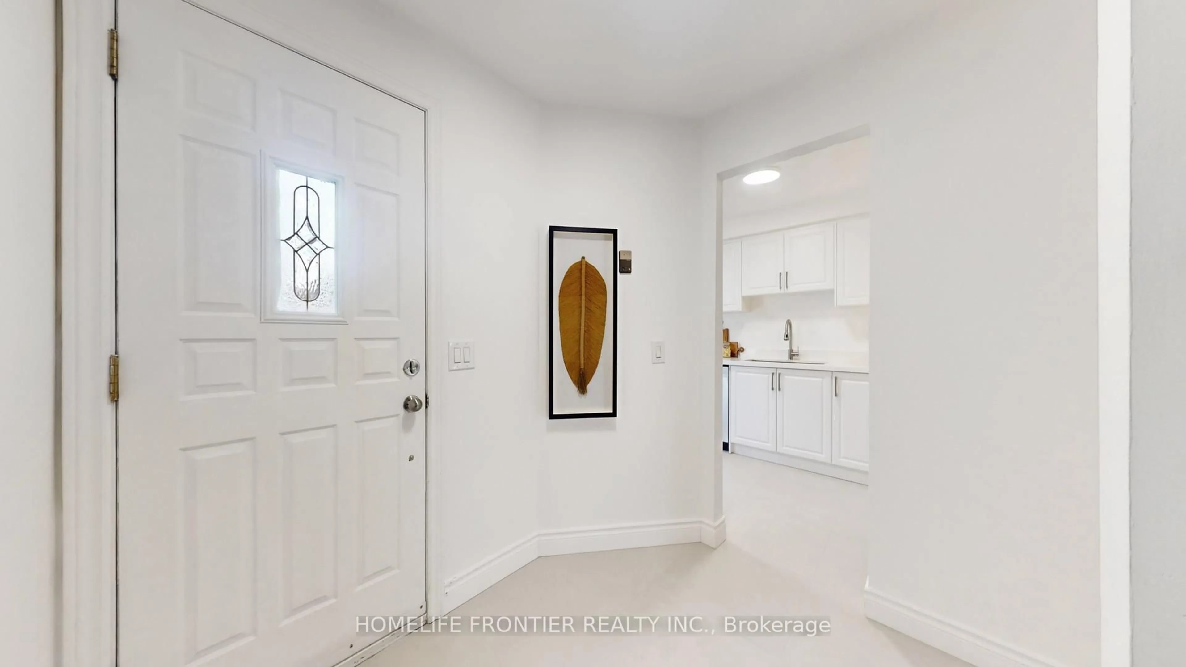Indoor entryway for 42 Green Spring Dr, Toronto Ontario M1V 2B1
