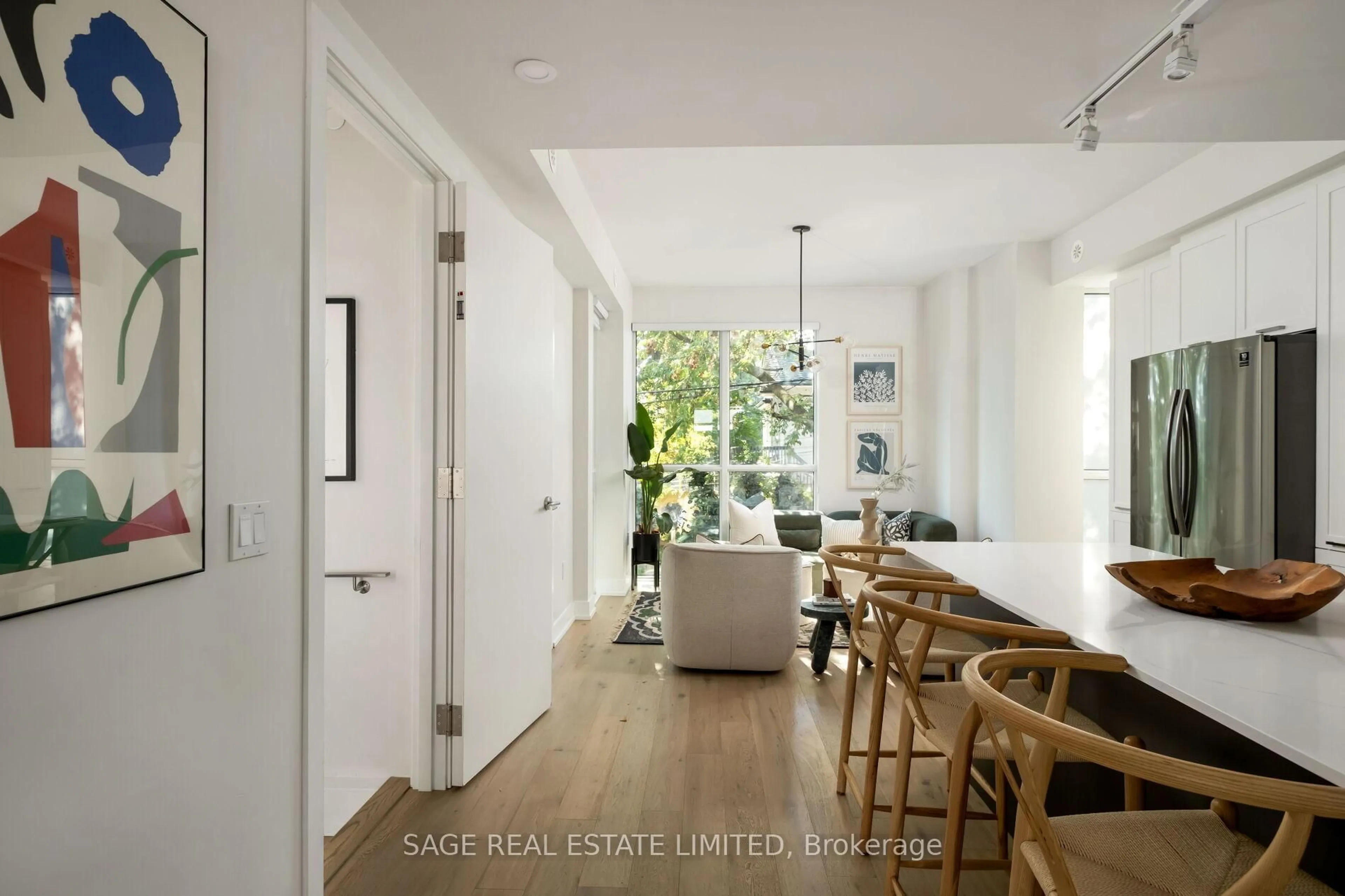 Indoor entryway for 1331 Queen St #Th01, Toronto Ontario M4L 0B1