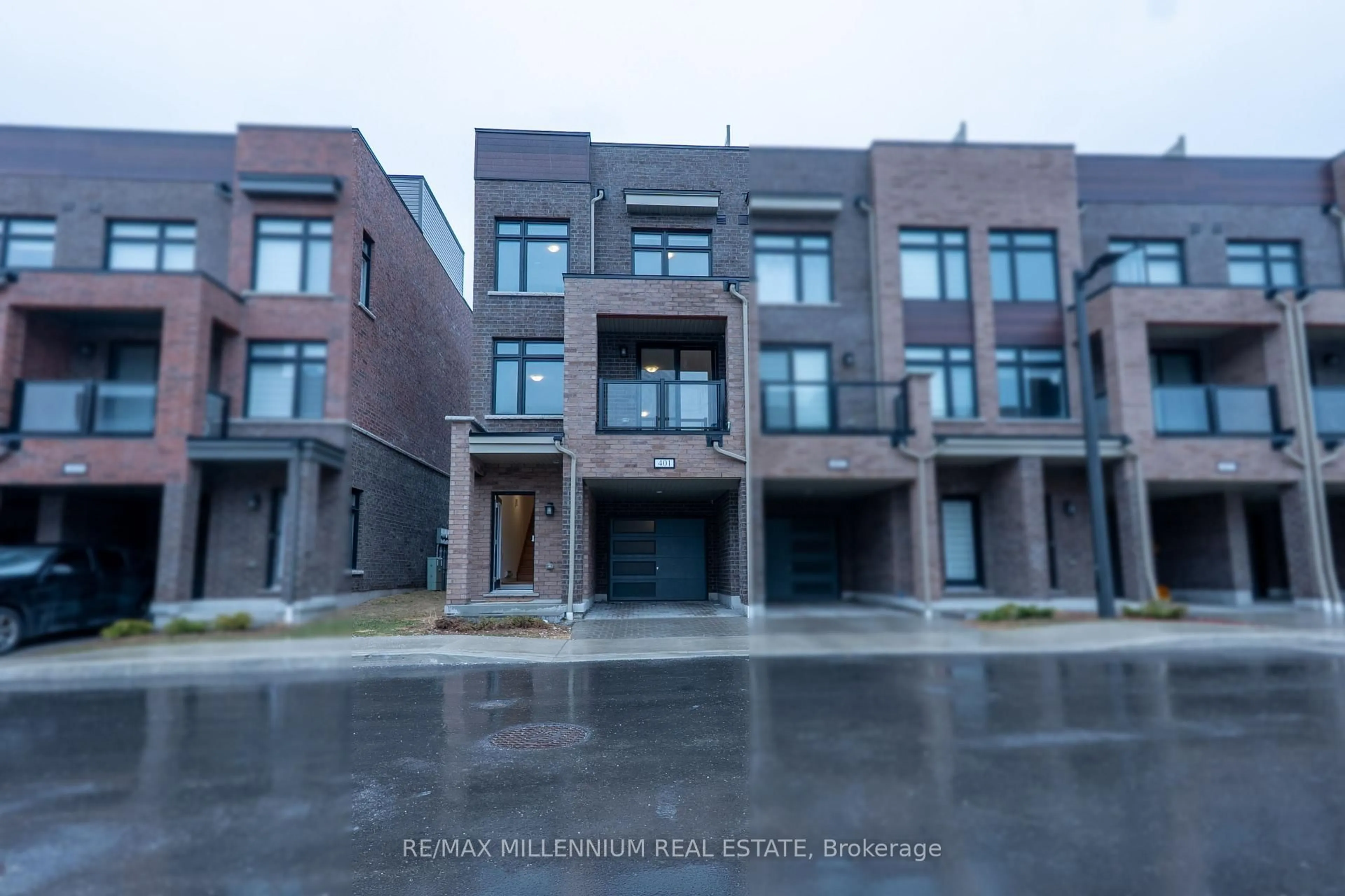 Home with brick exterior material, building for 1865 Pickering Pkwy #401, Pickering Ontario L1V 0H2