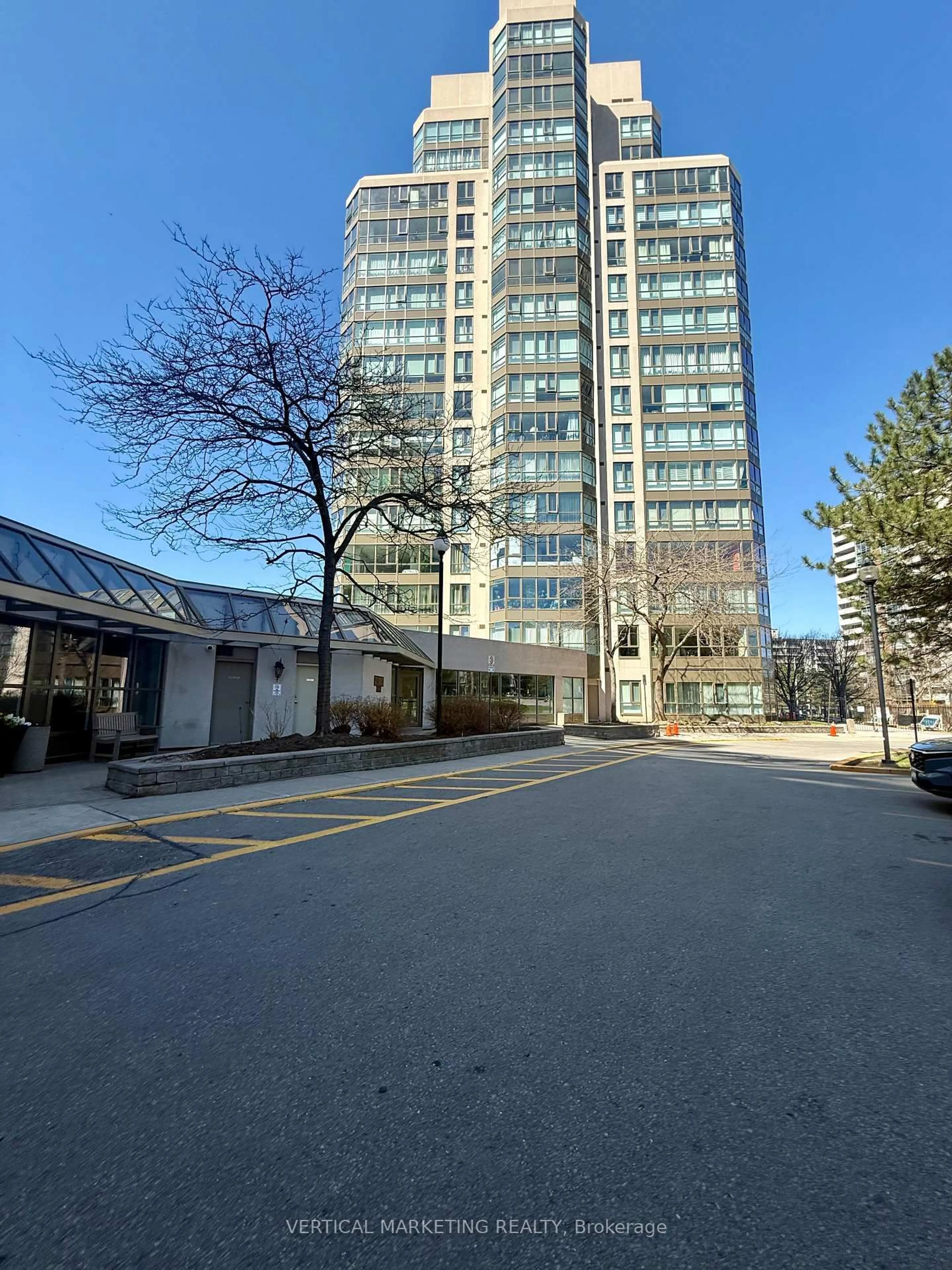 Indoor foyer for 3231 Eglinton Ave #1408, Toronto Ontario M1J 3N5