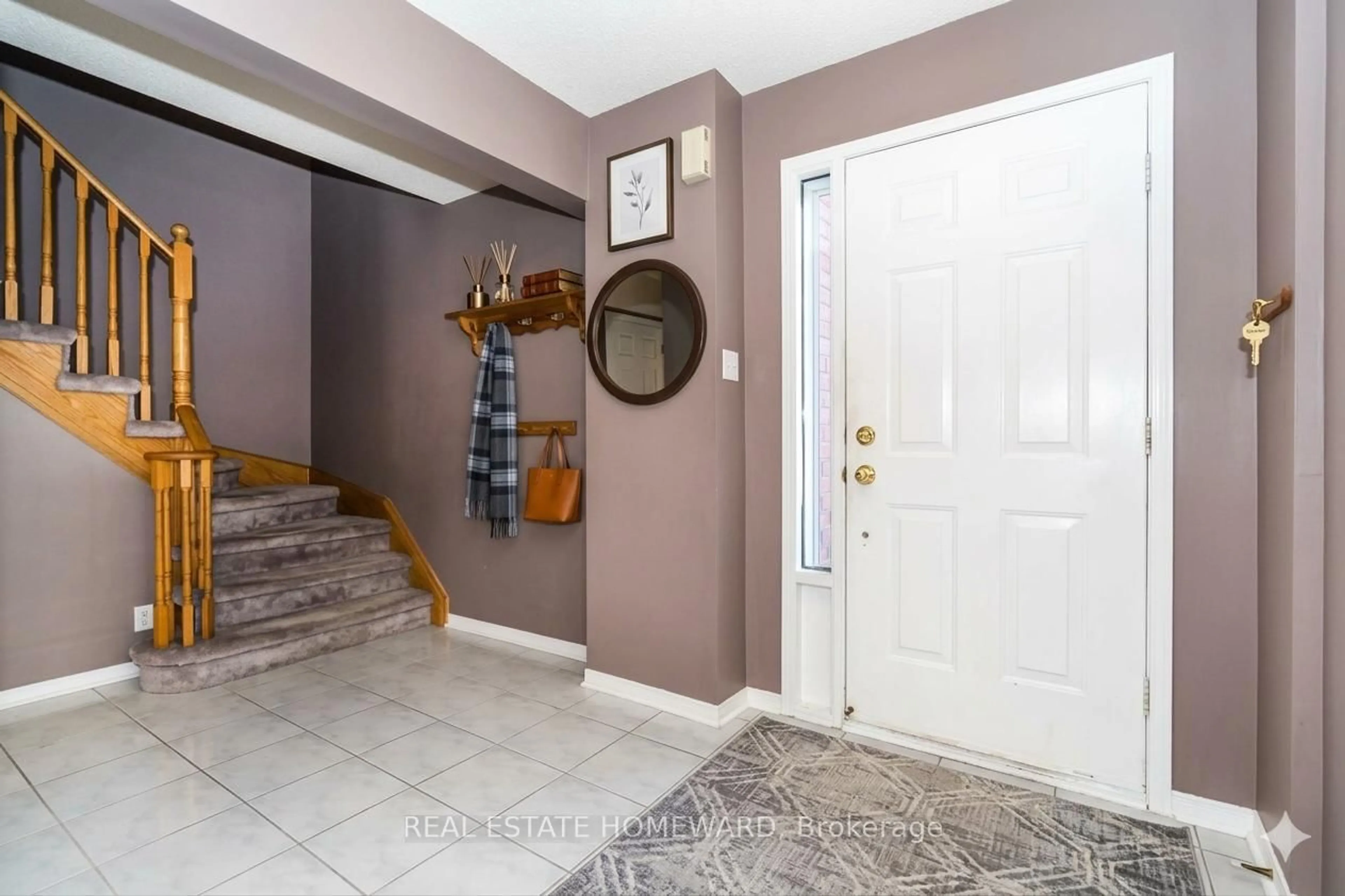 Indoor entryway for 1941 Pine Grove Ave, Pickering Ontario L1V 6R4