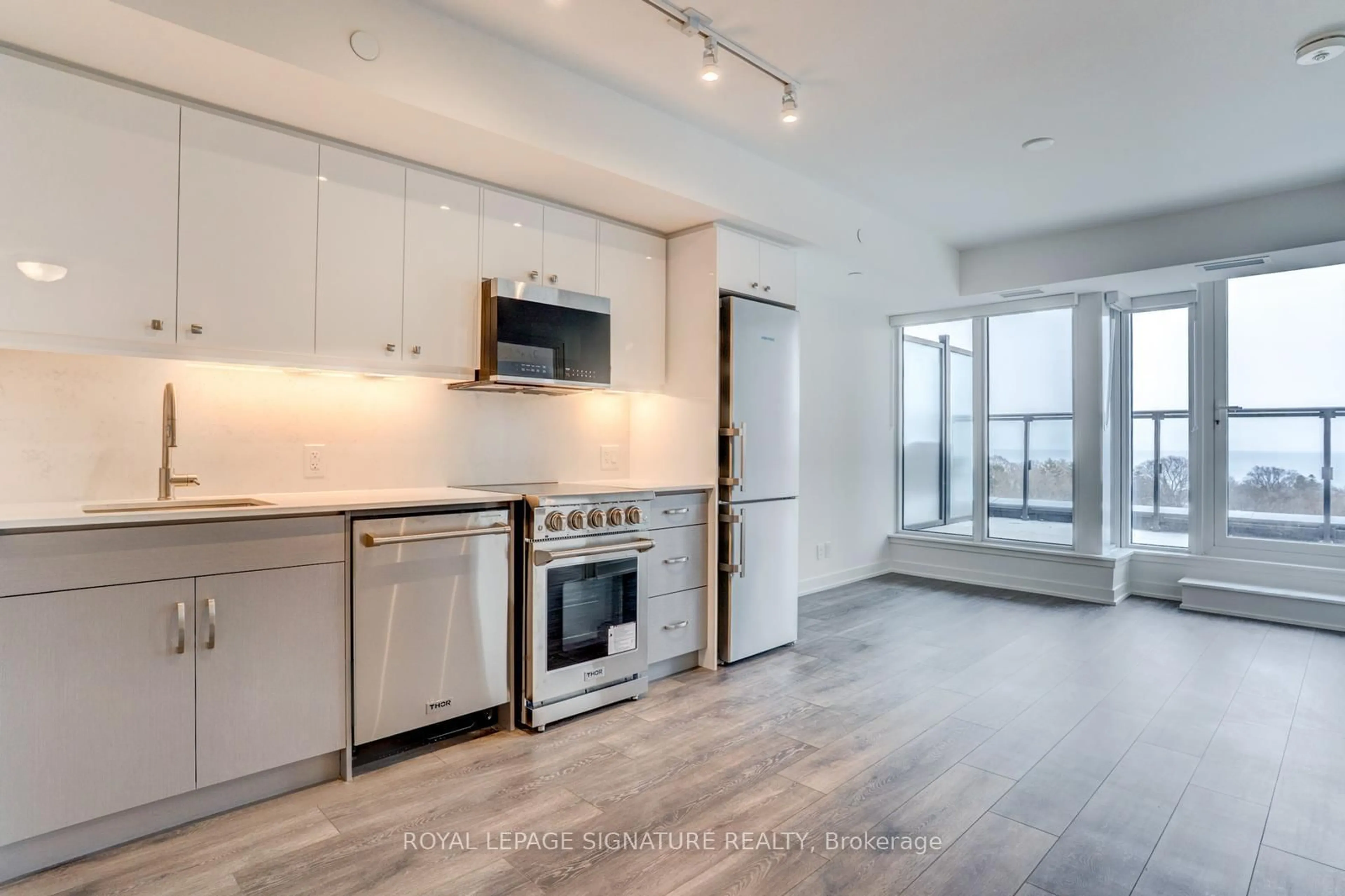 Open concept kitchen, unknown for 2 Manderley Dr #814, Toronto Ontario M1N 0C7
