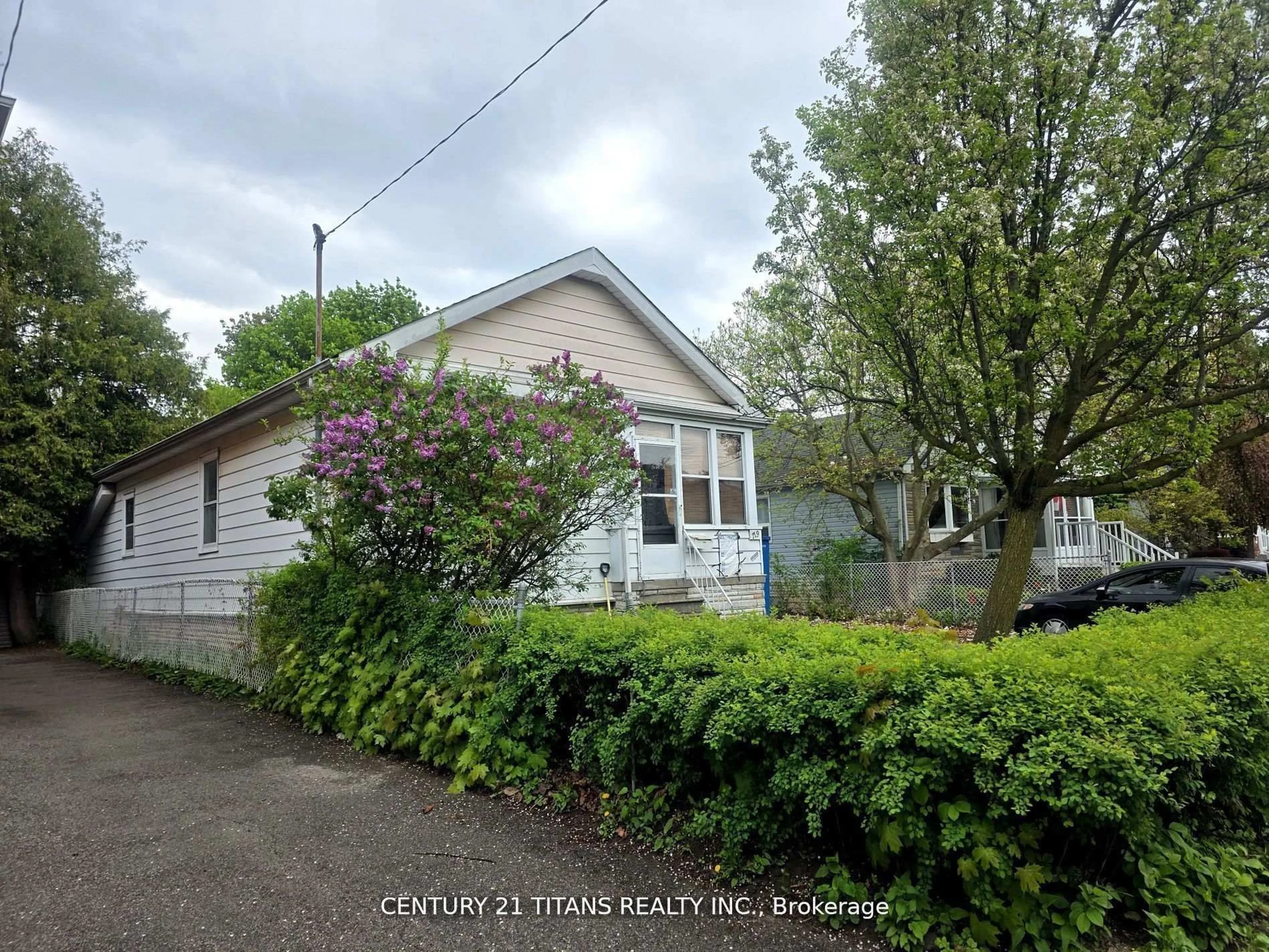 Unknown for 119 Heale Ave, Toronto Ontario M1N 3Y2