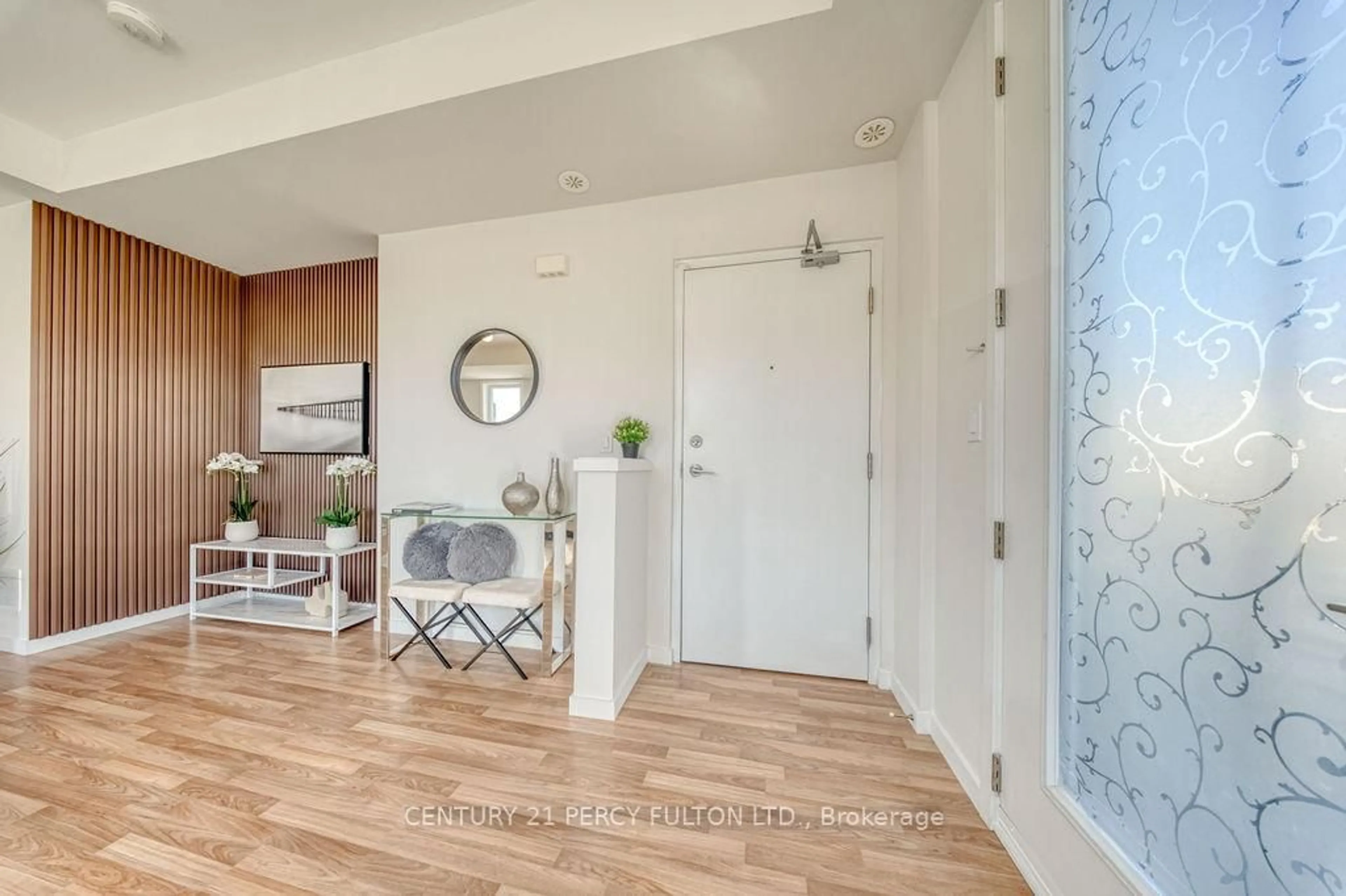 Indoor entryway for 1711 Pure Springs Blvd #304, Pickering Ontario L1X 0E3