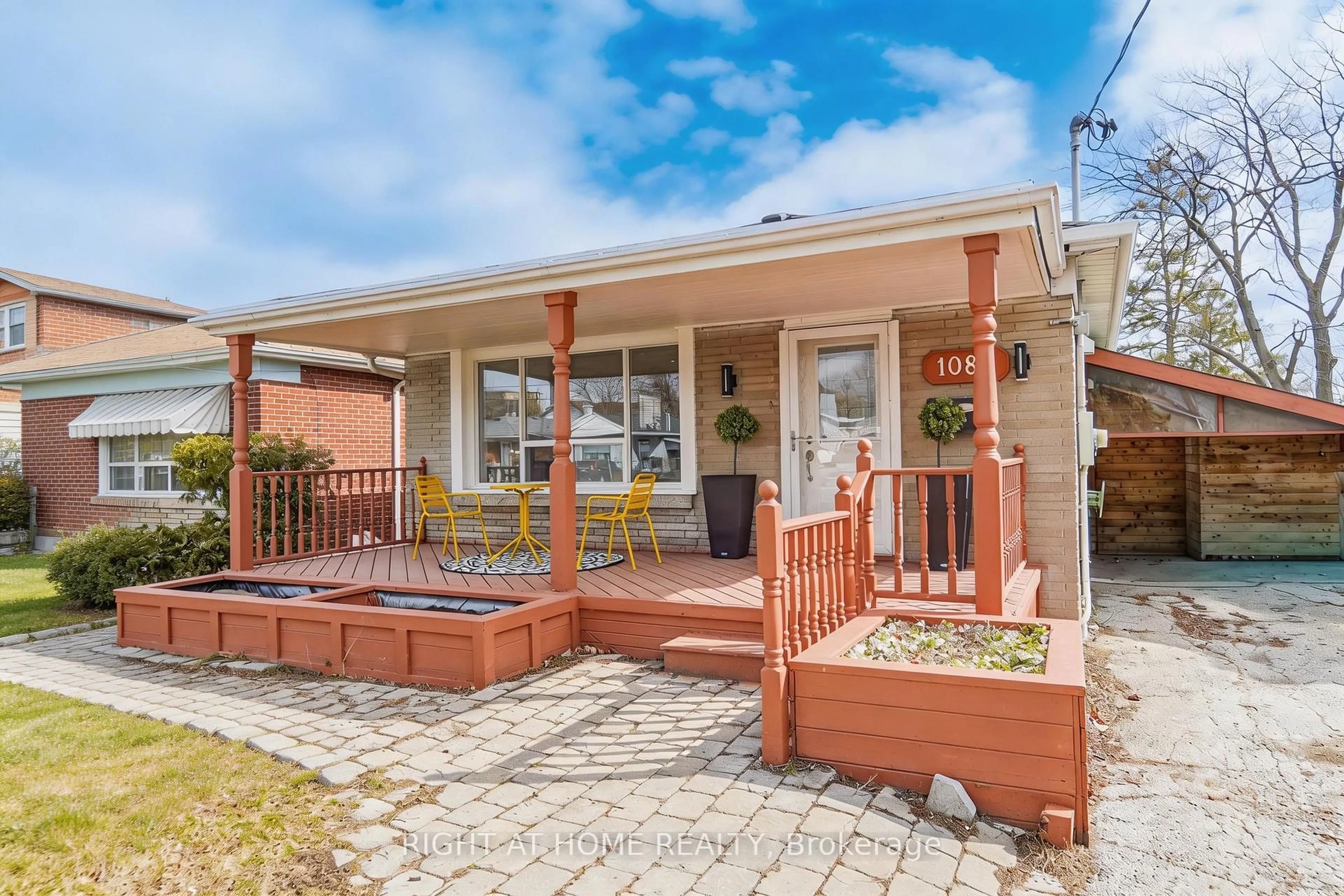 Home with brick exterior material, street for 1083 Pharmacy Ave, Toronto Ontario M1R 2H2