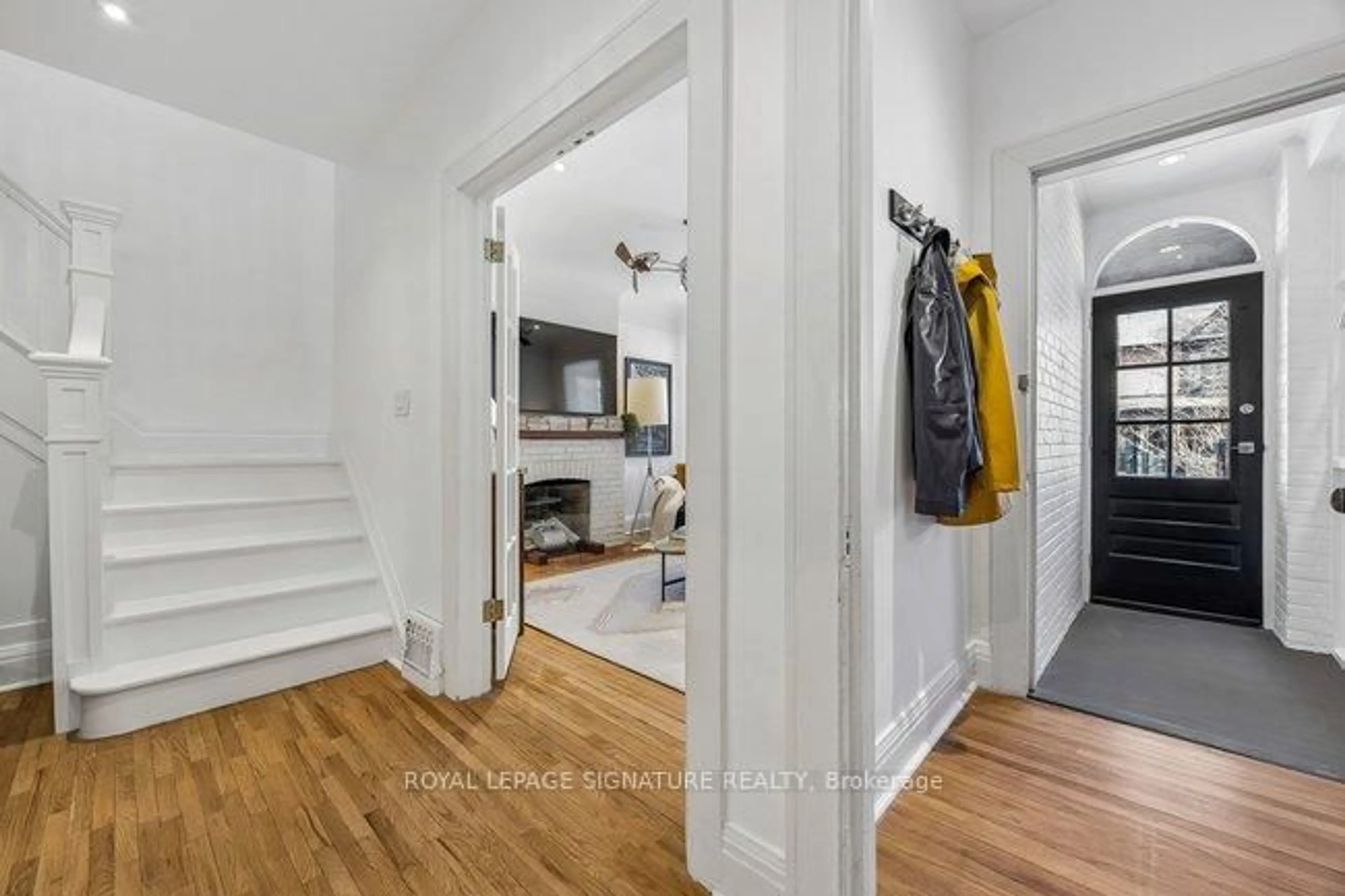 Indoor entryway for 66 Coady Ave, Toronto Ontario M4M 2Y8
