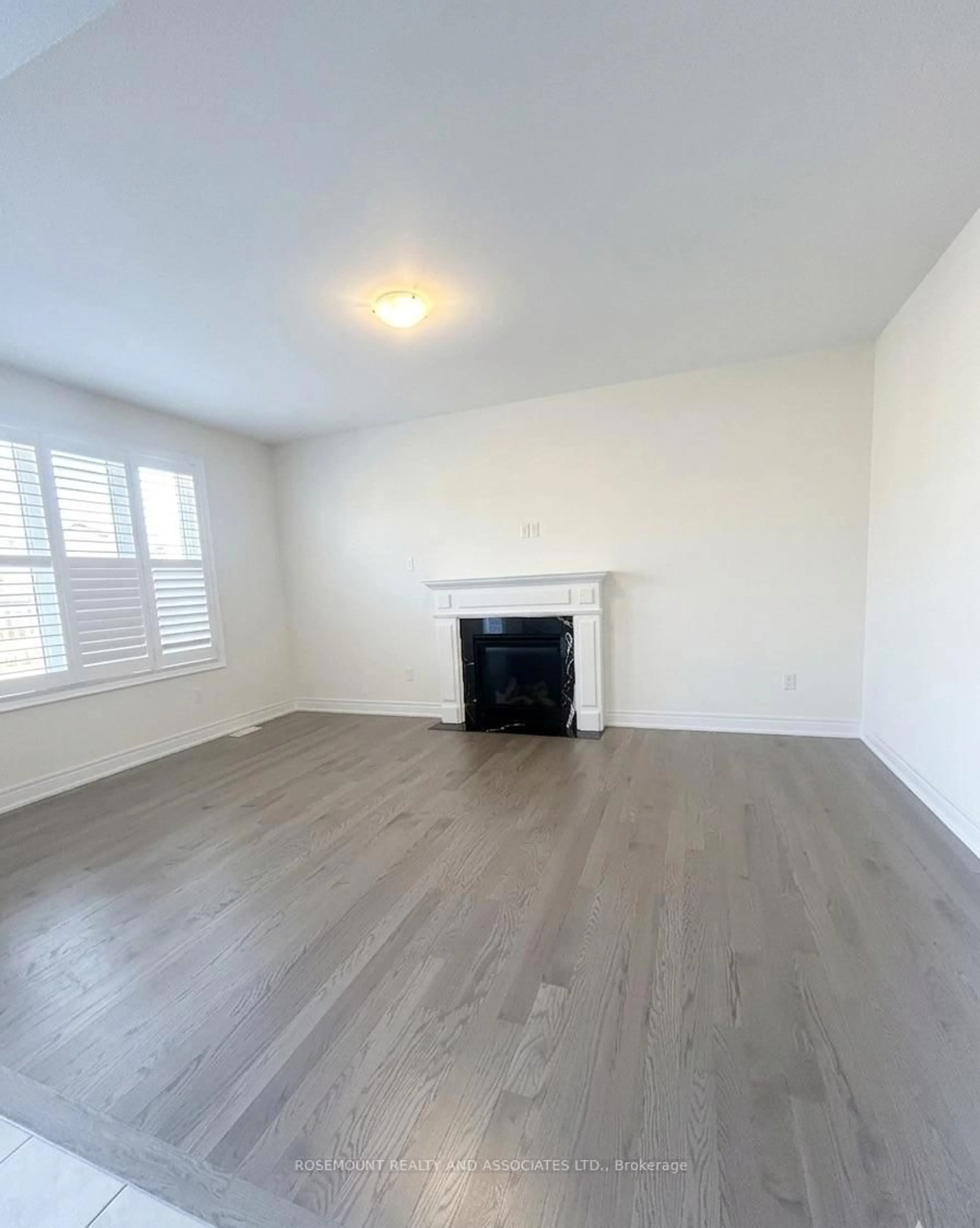 A pic of a room for 93 Wamsley Cres, Clarington Ontario L1B 1G9