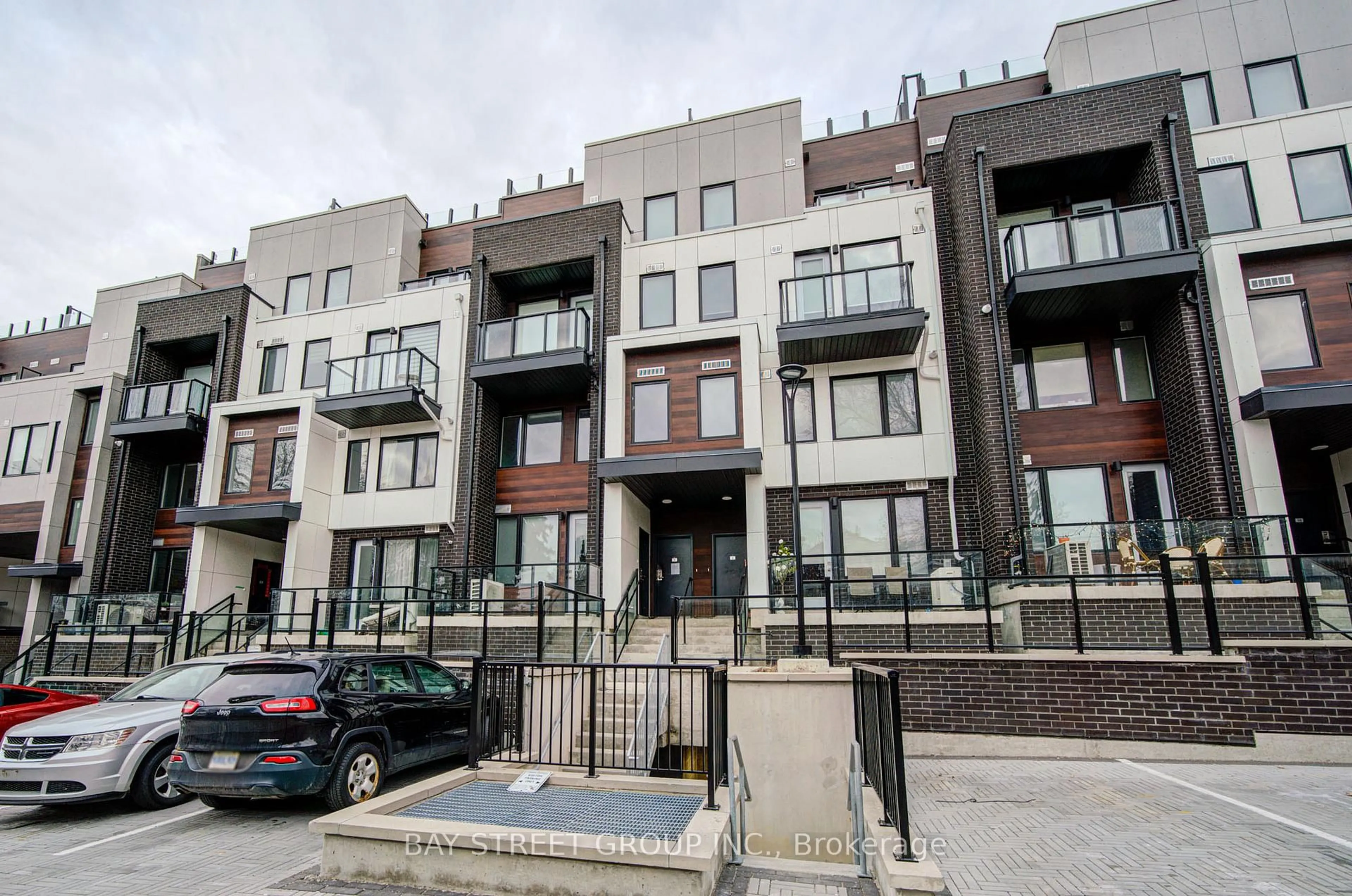 Unknown for 1479 O'Connor Dr #7, Toronto Ontario M4B 0A7