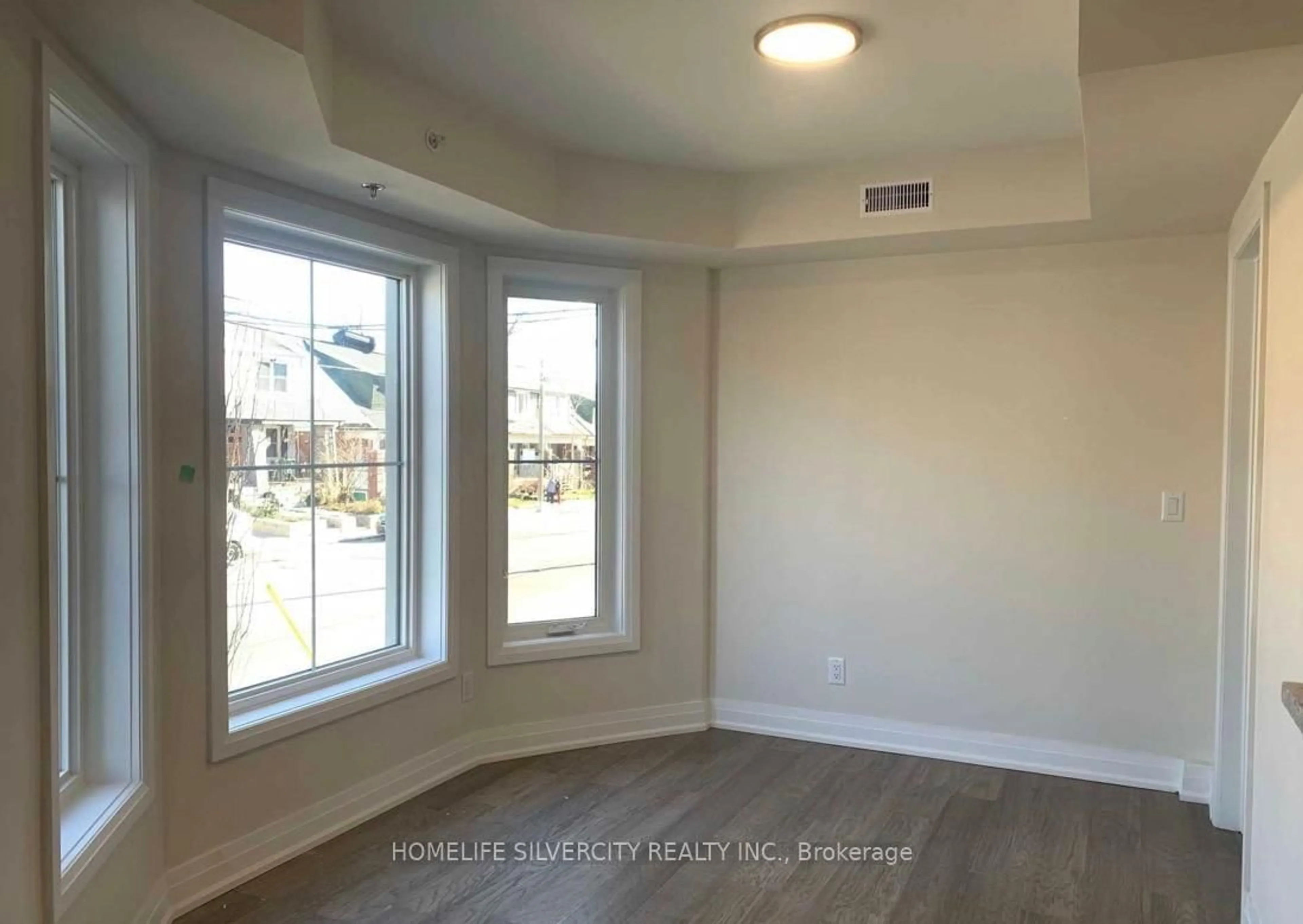 A pic of a room for 35 Somers Ave #1, Toronto Ontario M4J 1W2