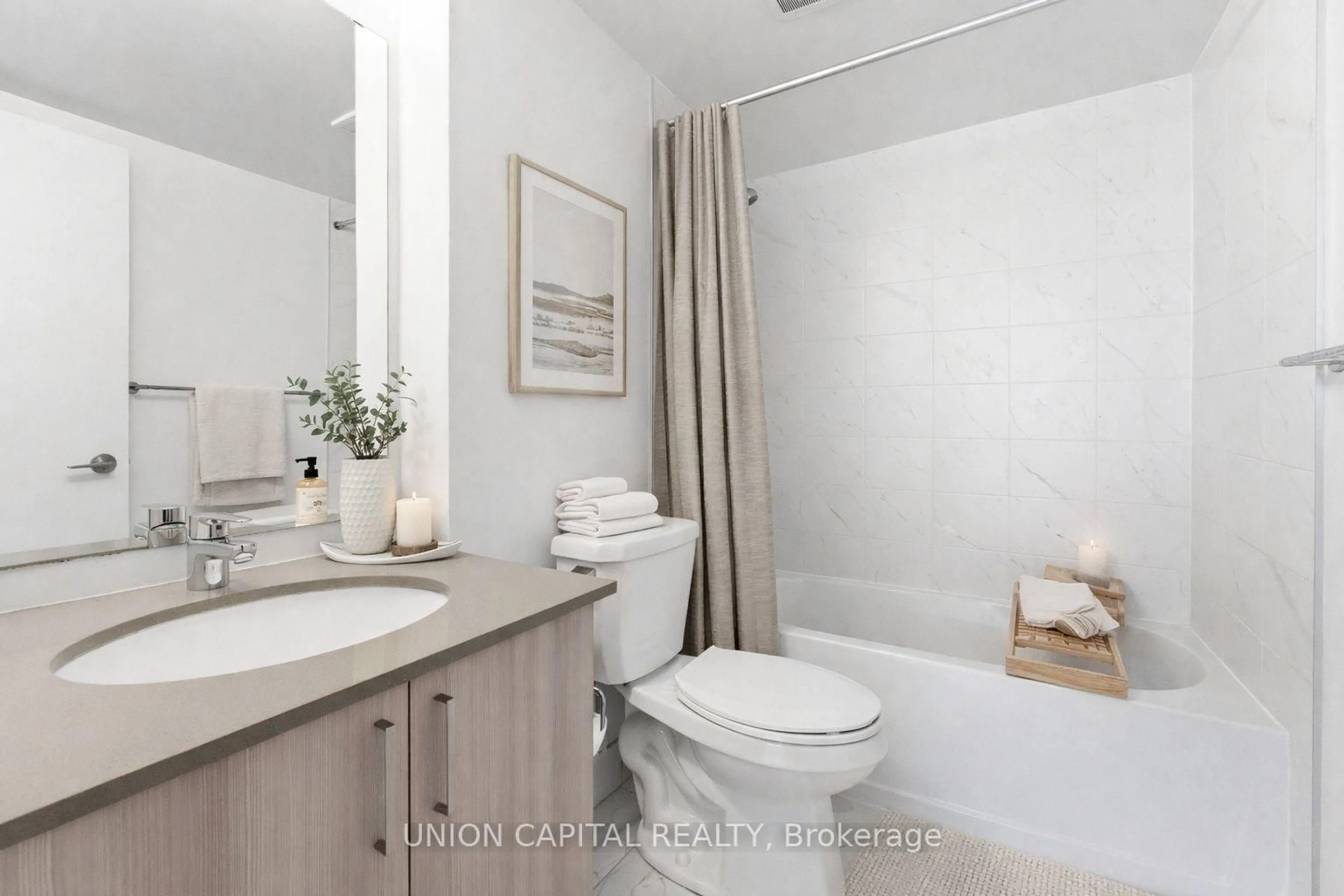 Standard bathroom, unknown for 1455 Celebration Dr #1403, Pickering Ontario L1W 0C3