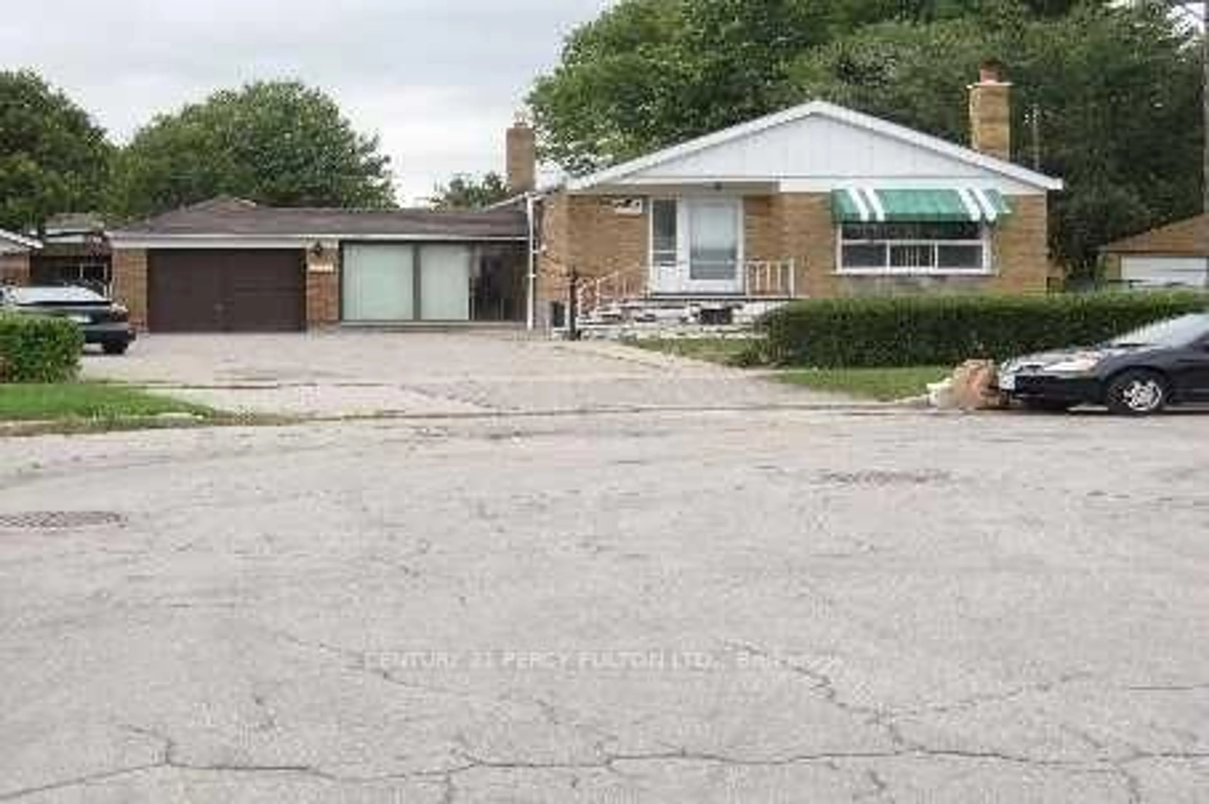 Unknown for 8 Kilpatrick Pl, Toronto Ontario M1R 2A8