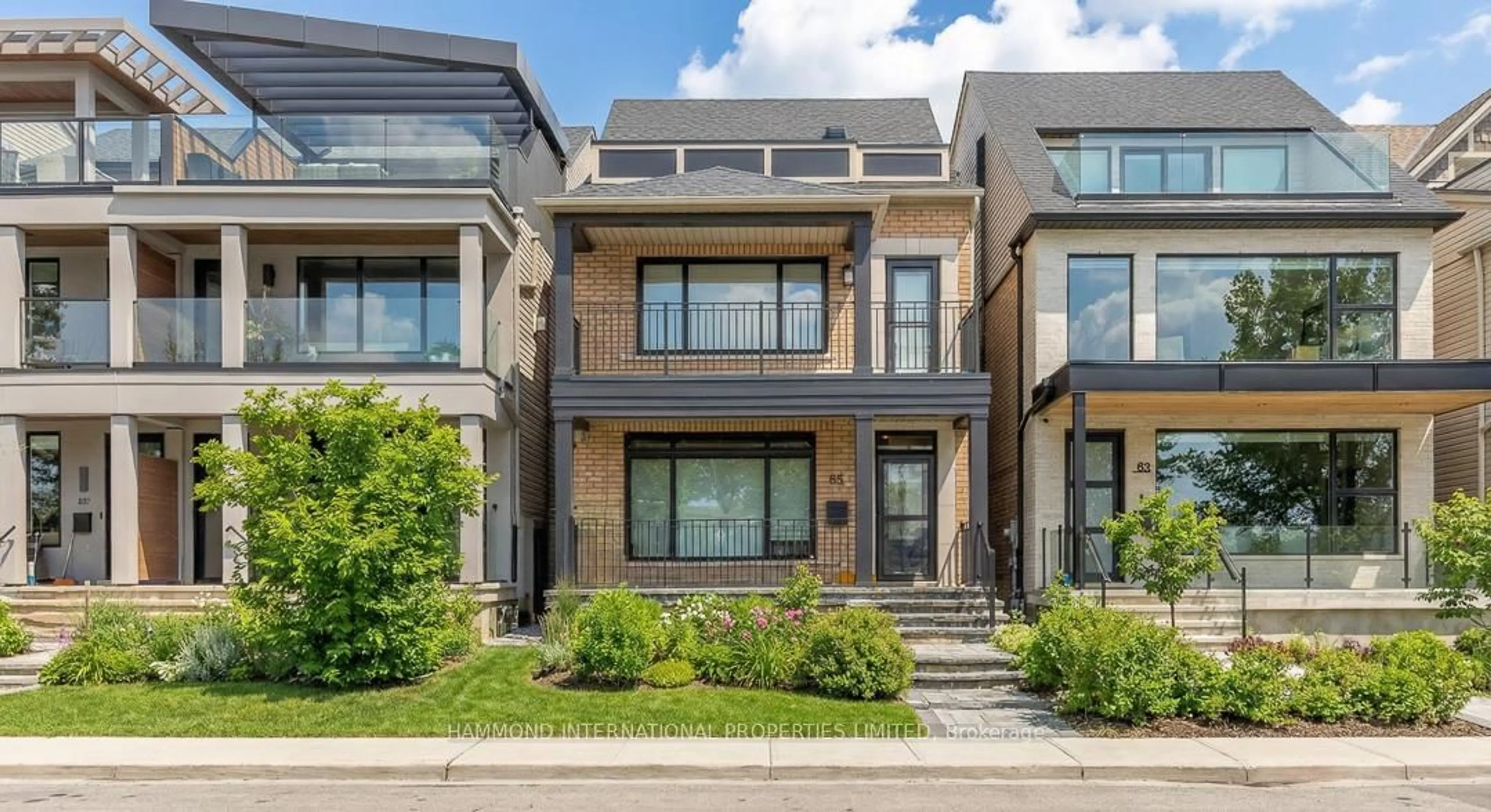 Home with brick exterior material, street for 85 Northern Dancer Blvd, Toronto Ontario M4L 3Z8