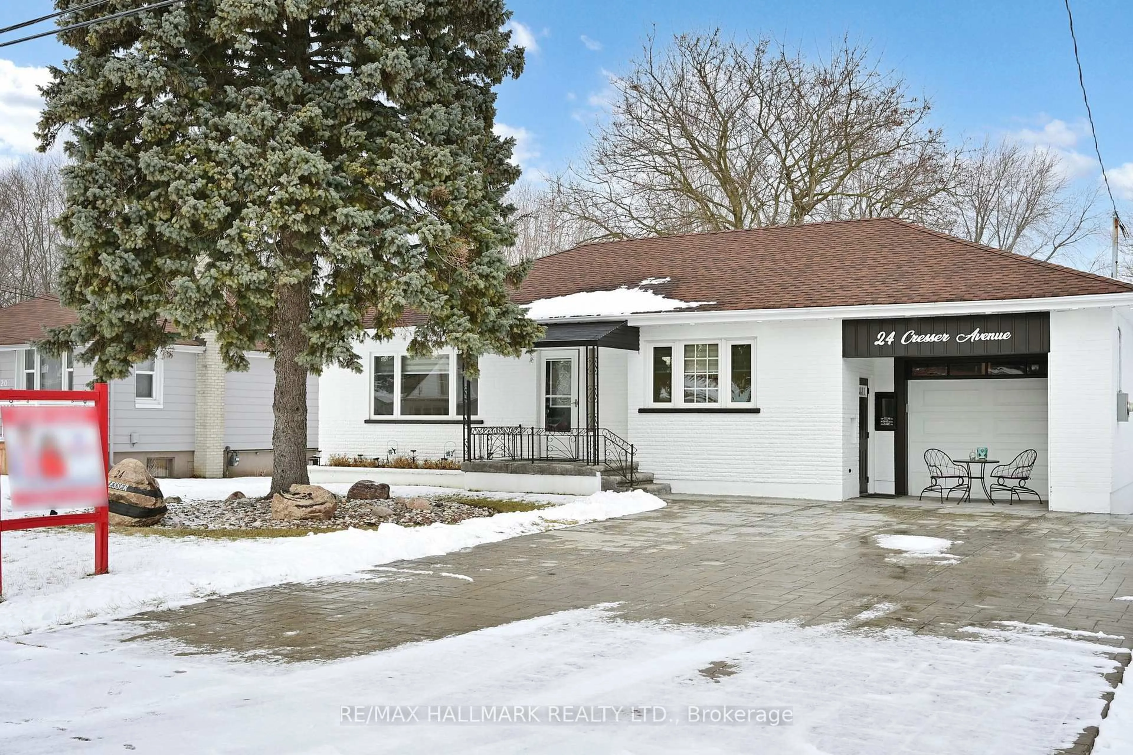 Unknown for 24 Cresser Ave, Whitby Ontario L1P 1J8