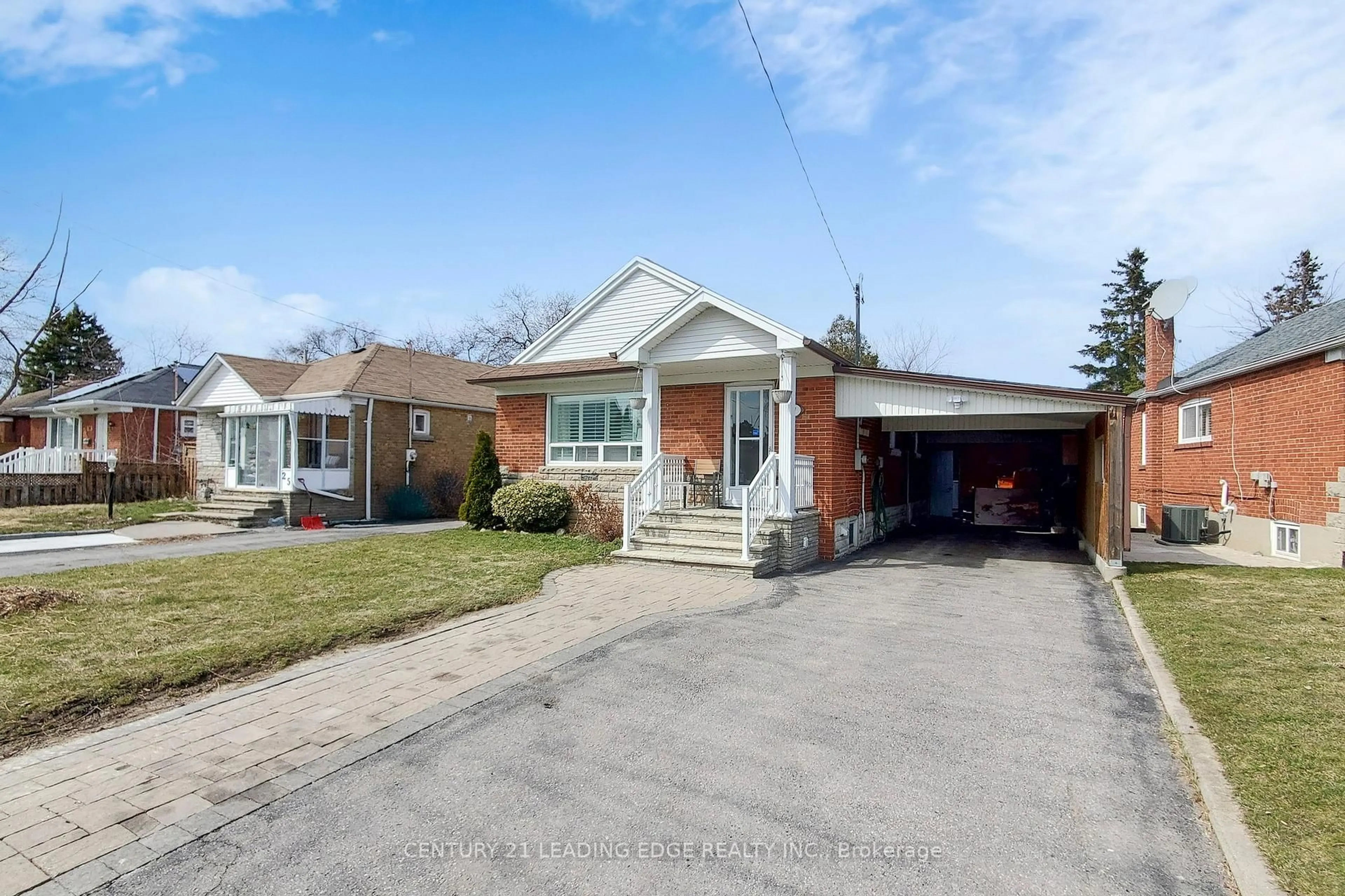 Home with brick exterior material, street for 27 Archwood Cres, Toronto Ontario M1R 3M1