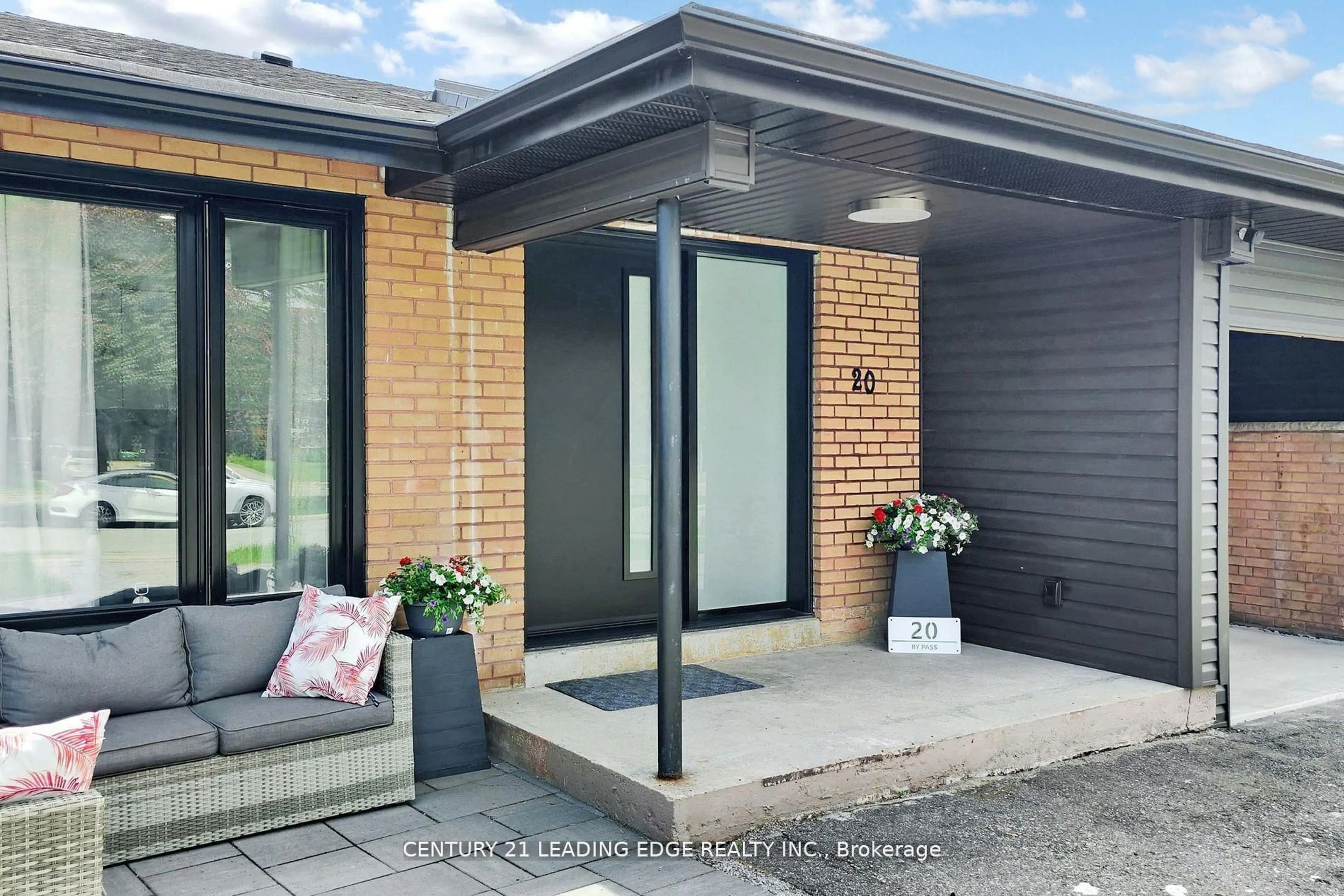 Home with brick exterior material, street for 20 Bypass Crt, Toronto Ontario M1T 1L1