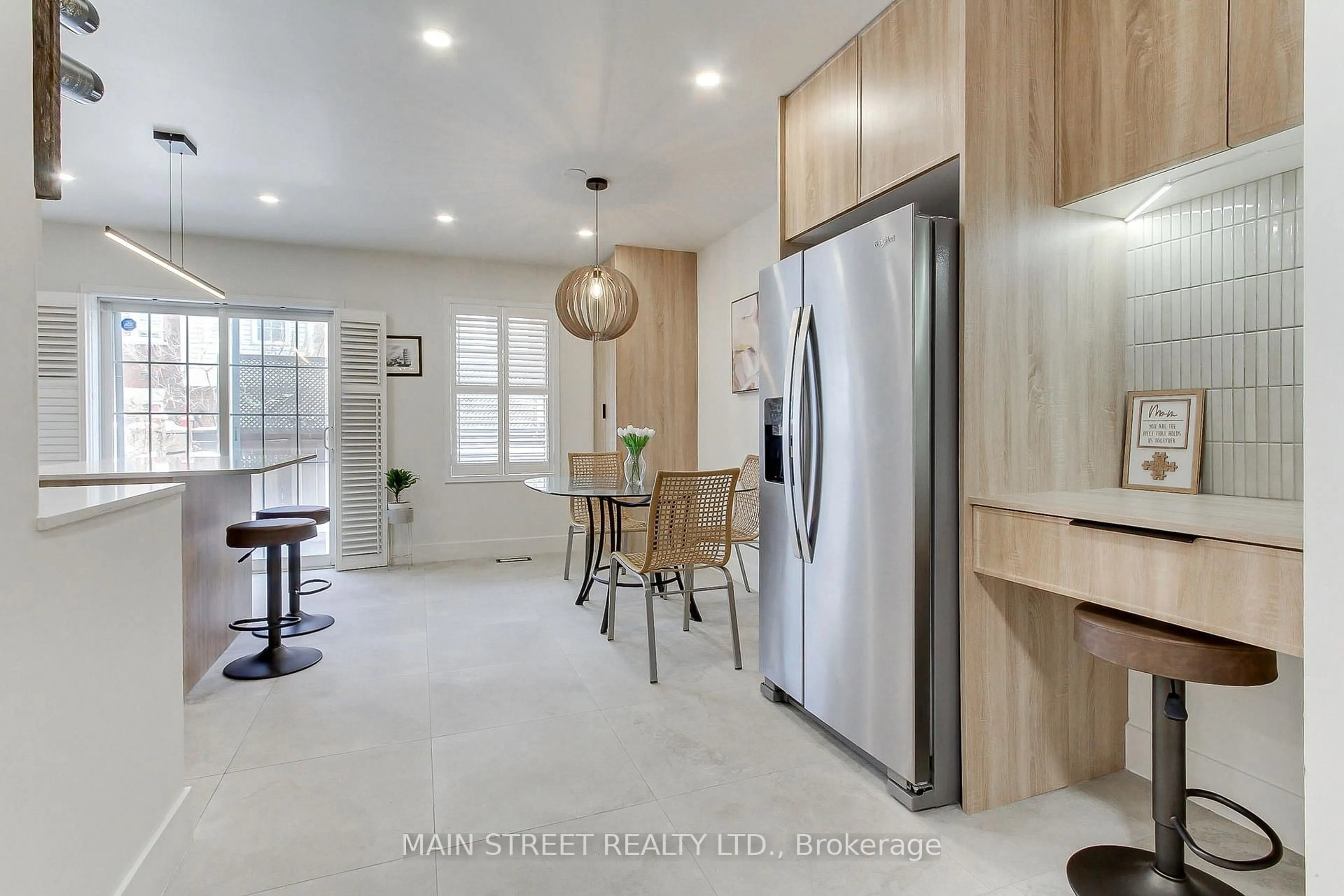 Open concept kitchen, unknown for 6 Archibald Mews, Toronto Ontario M1P 0A4