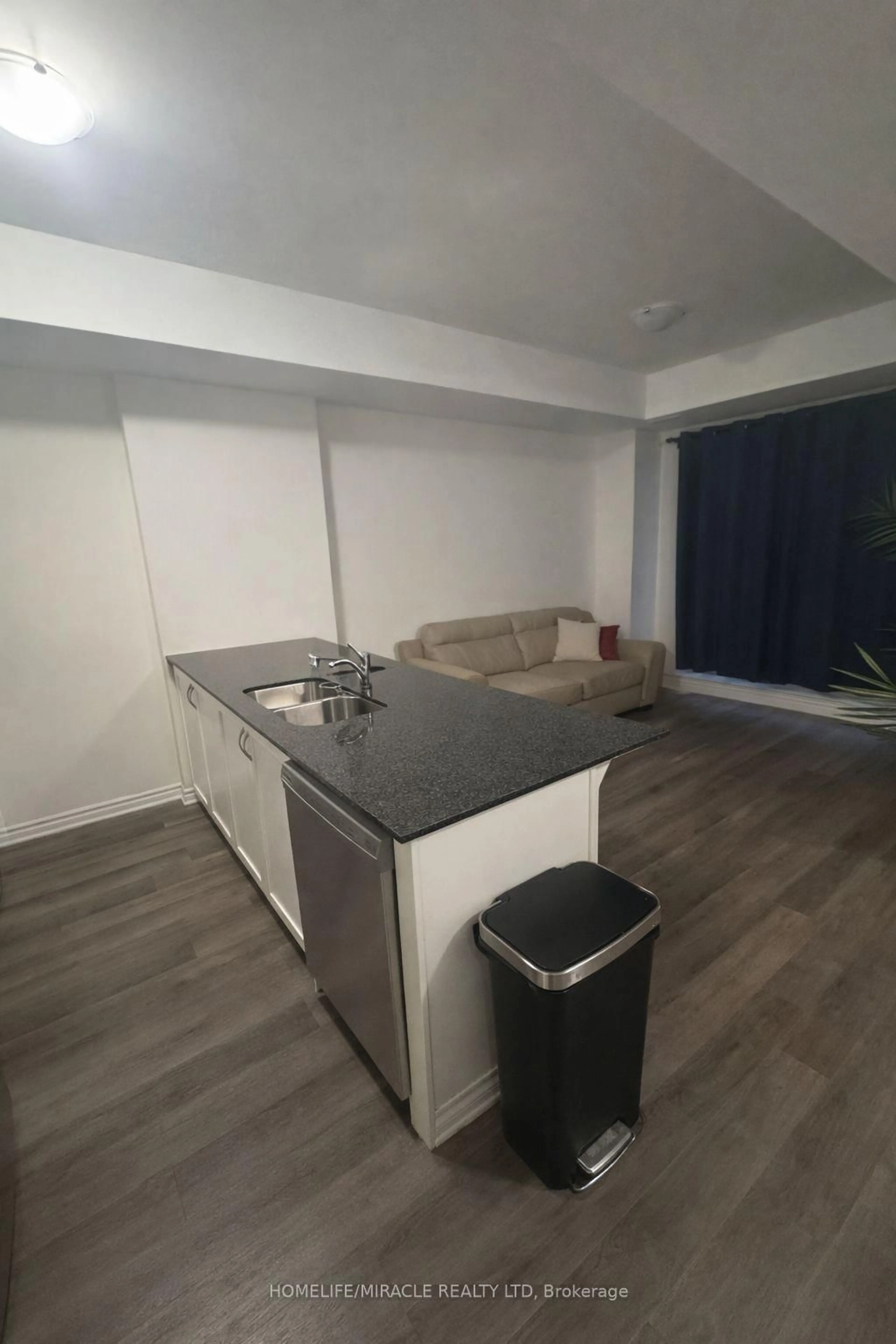 A pic of a room for 1034 Reflection Pl #607, Pickering Ontario L1X 0L1