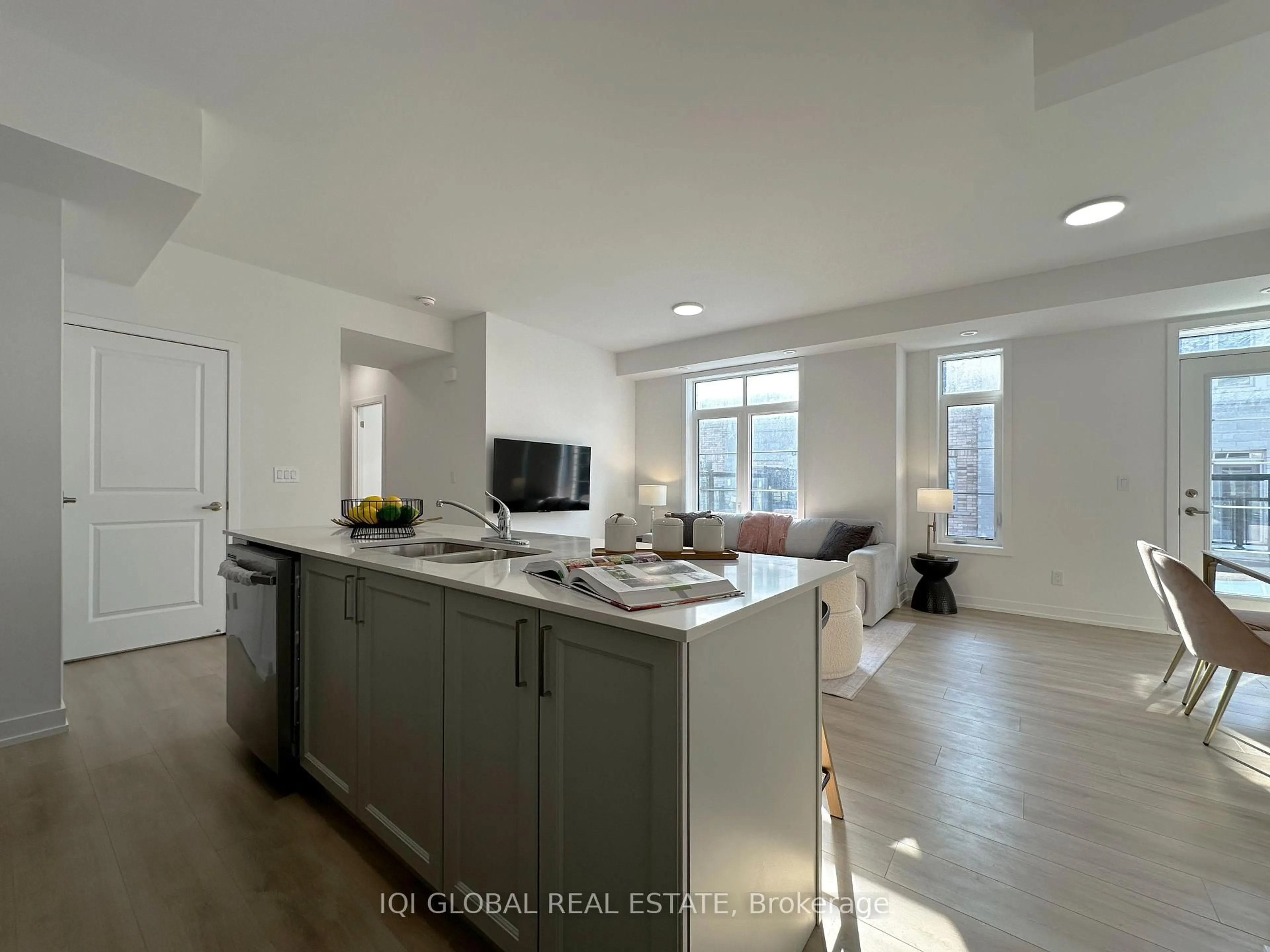 Open concept kitchen, unknown for 1655 Palmers Sawmill Rd #1006, Pickering Ontario L1X 0R3