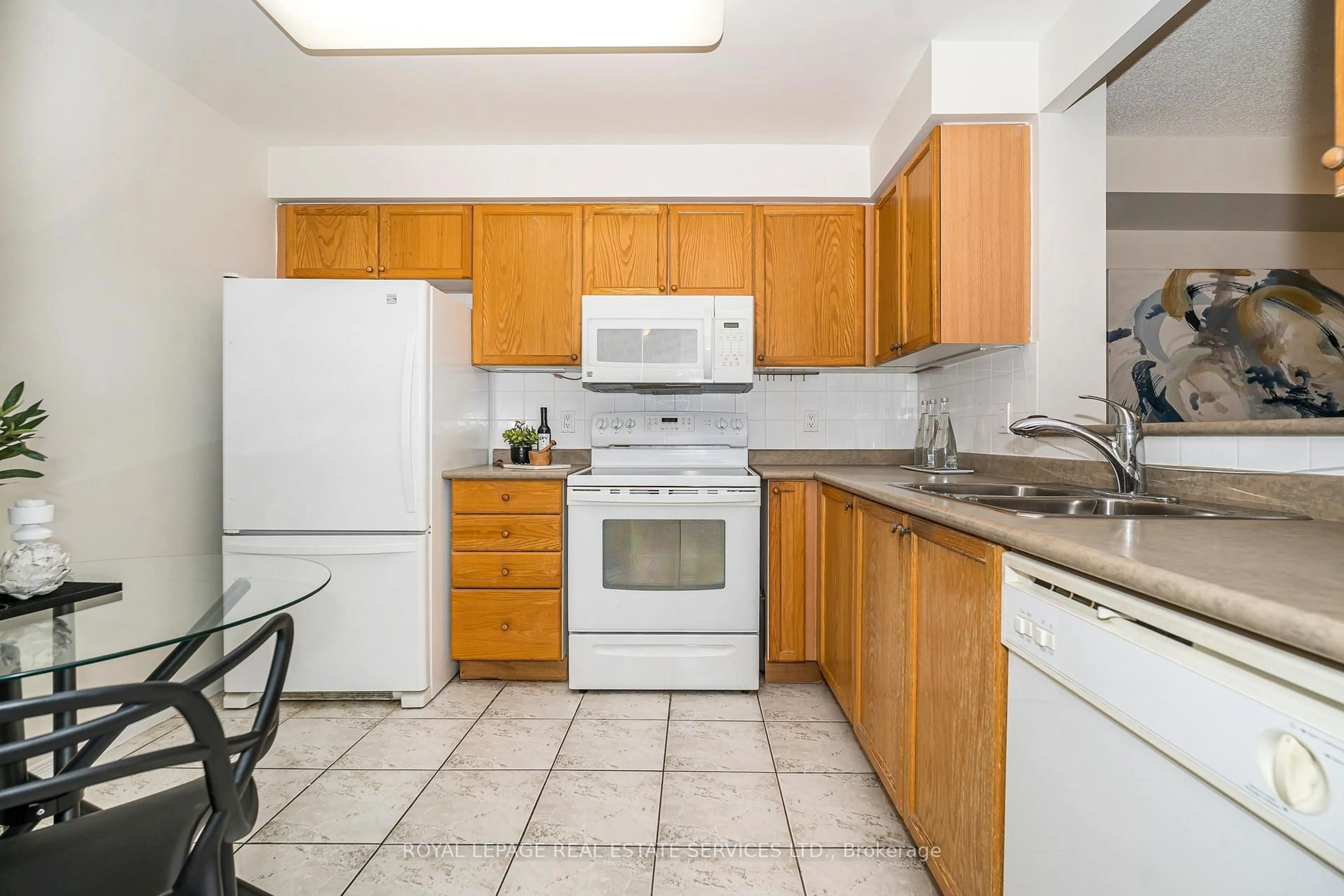 Standard kitchen, unknown for 1000 The Esplanade N #310, Pickering Ontario L1V 6V4