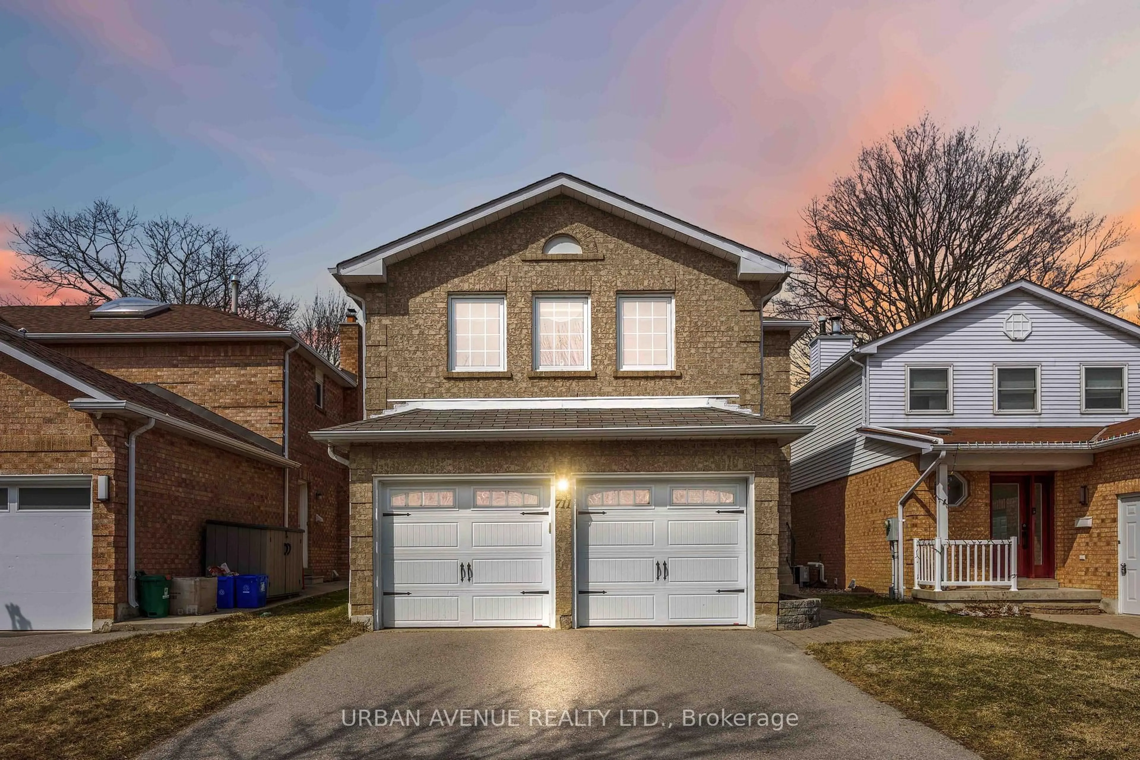 Home with brick exterior material, street for 711 Cowan Circ, Pickering Ontario L1W 3K6