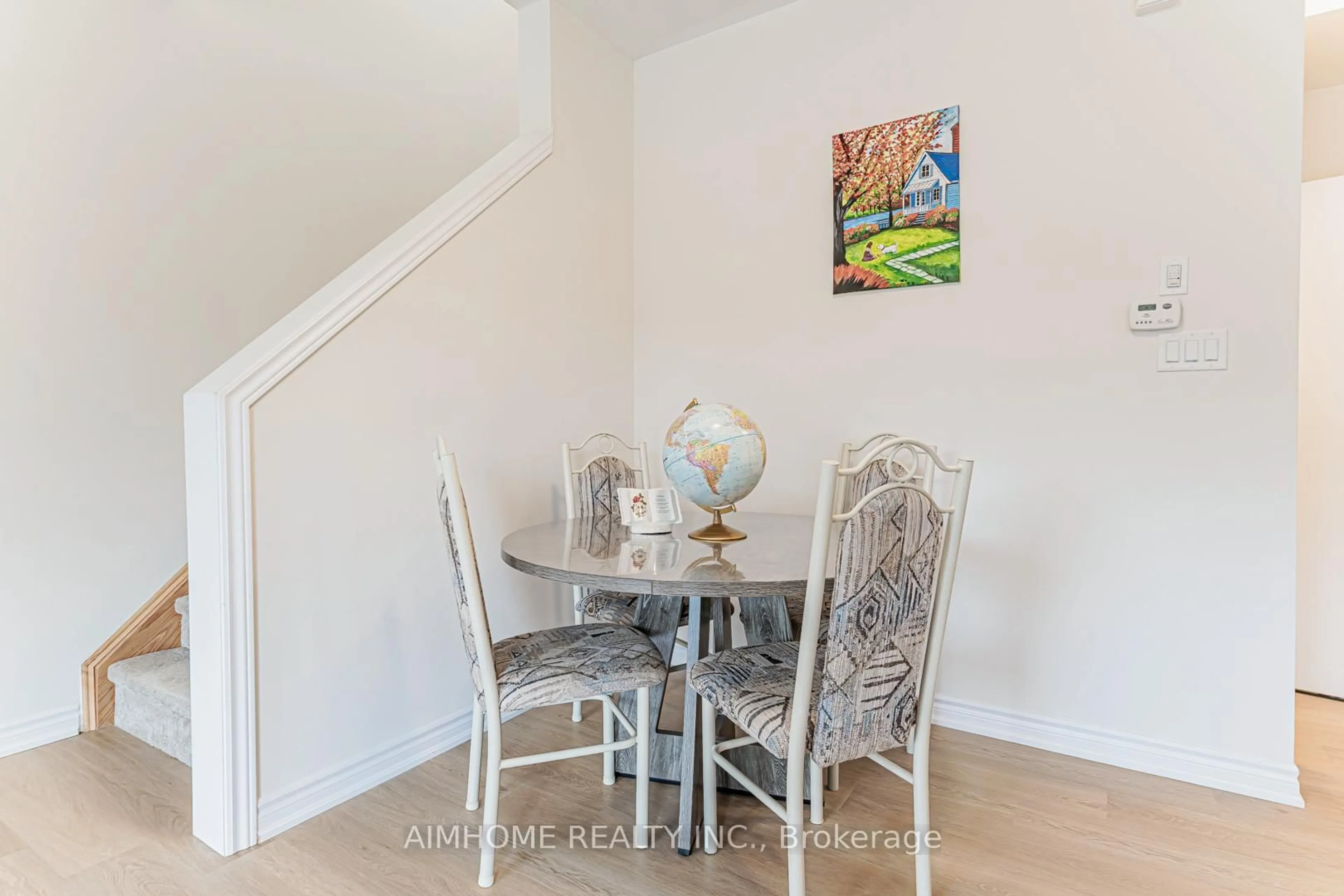 Dining room, unknown for 485 Beresford Path #unit 1, upper level, Oshawa Ontario L1H 5S7