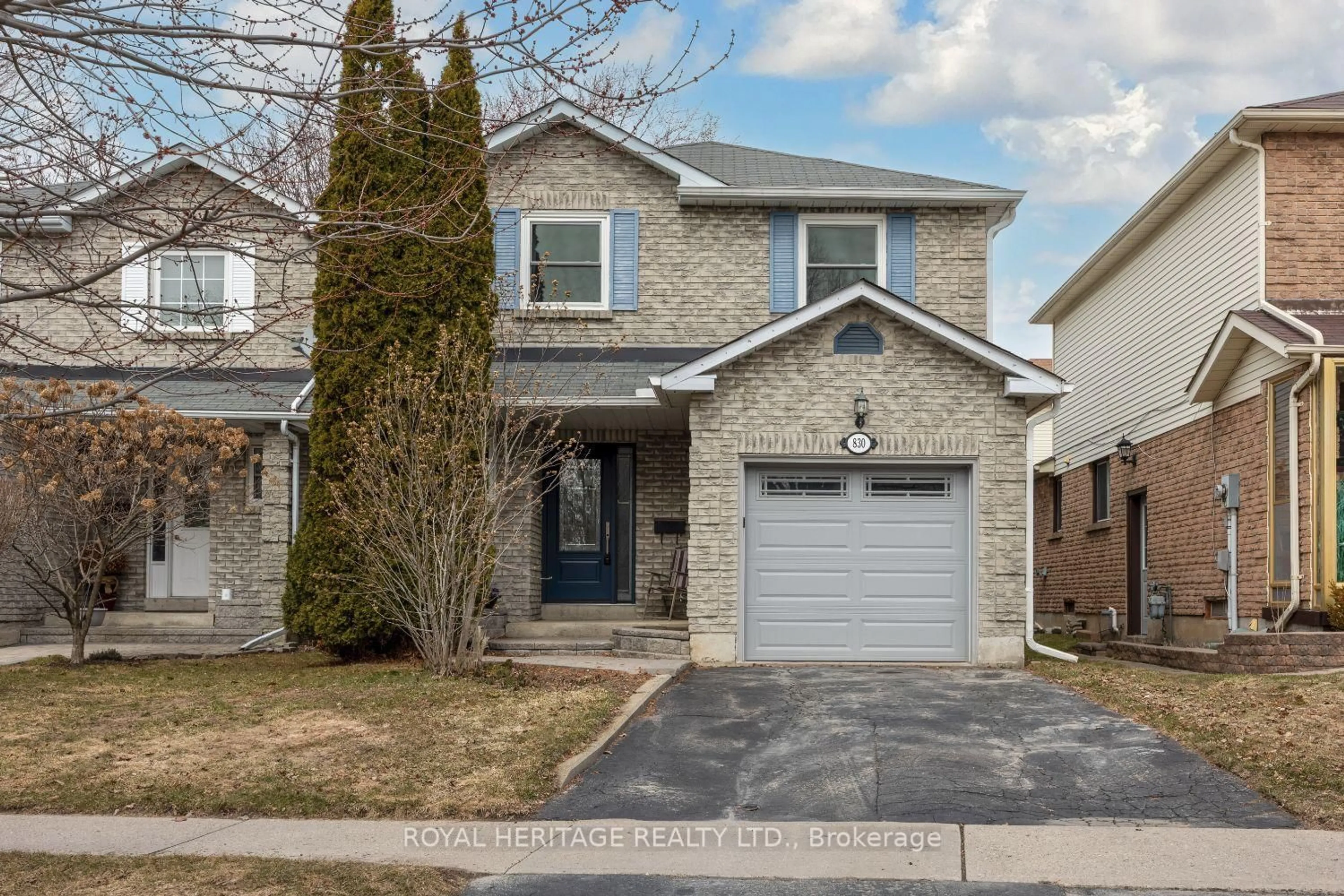 Home with brick exterior material, street for 830 Castlegrove Ave, Oshawa Ontario L1J 7X7