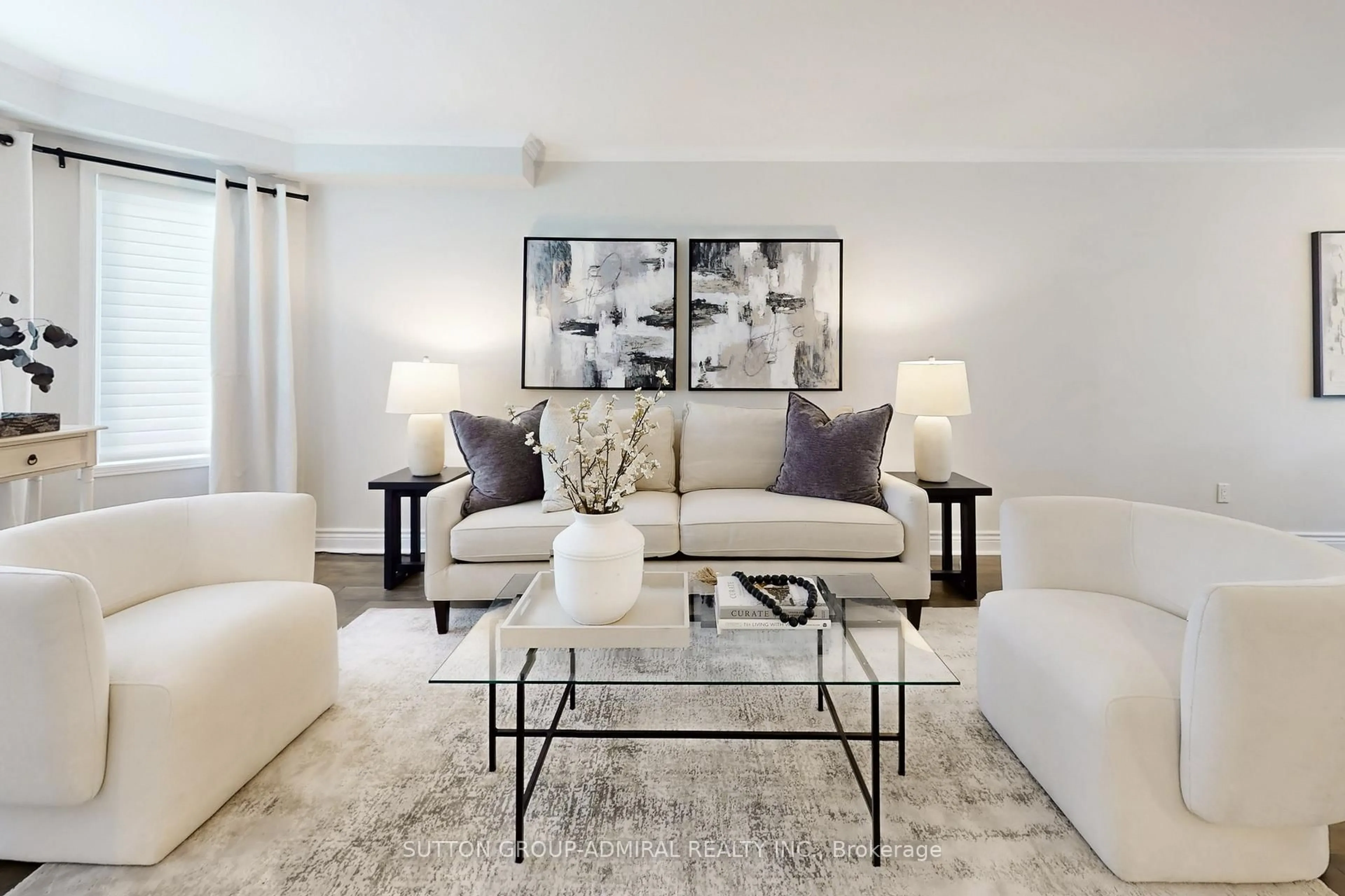 Living room with furniture, carpet floor for 284 Lancrest St, Pickering Ontario L1V 6N3