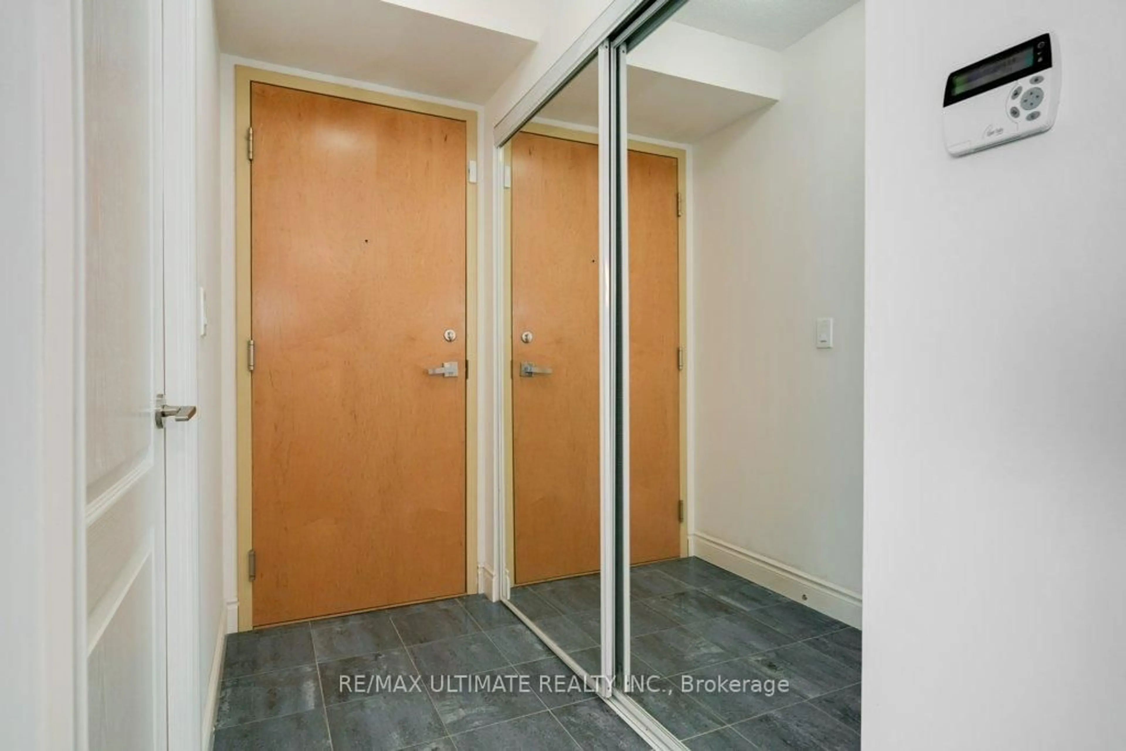 Indoor entryway for 60 Brian Harrison Way #1906, Toronto Ontario M1P 5J5