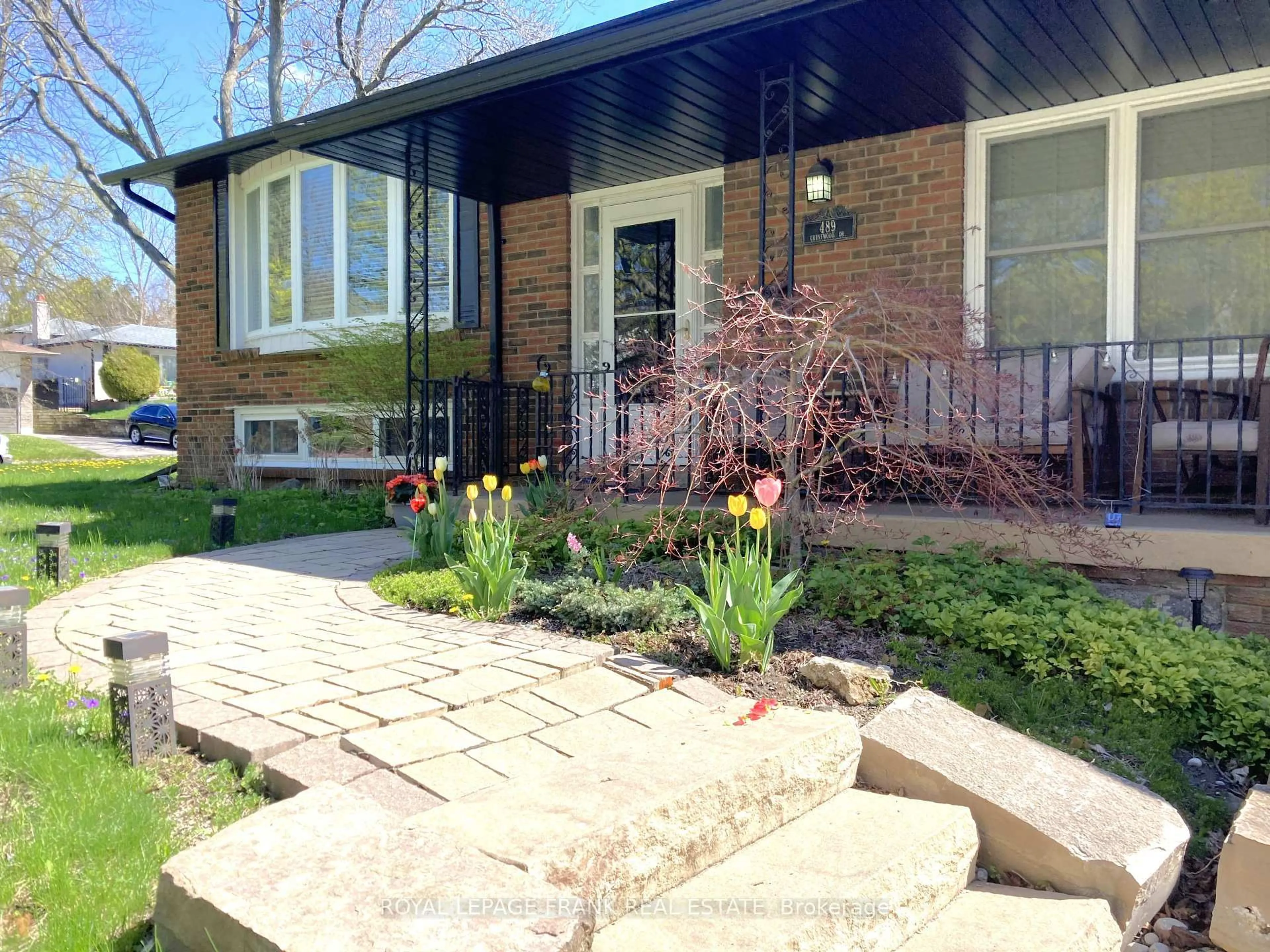 Home with brick exterior material, street for 489 Crestwood Dr, Oshawa Ontario L1G 2R4