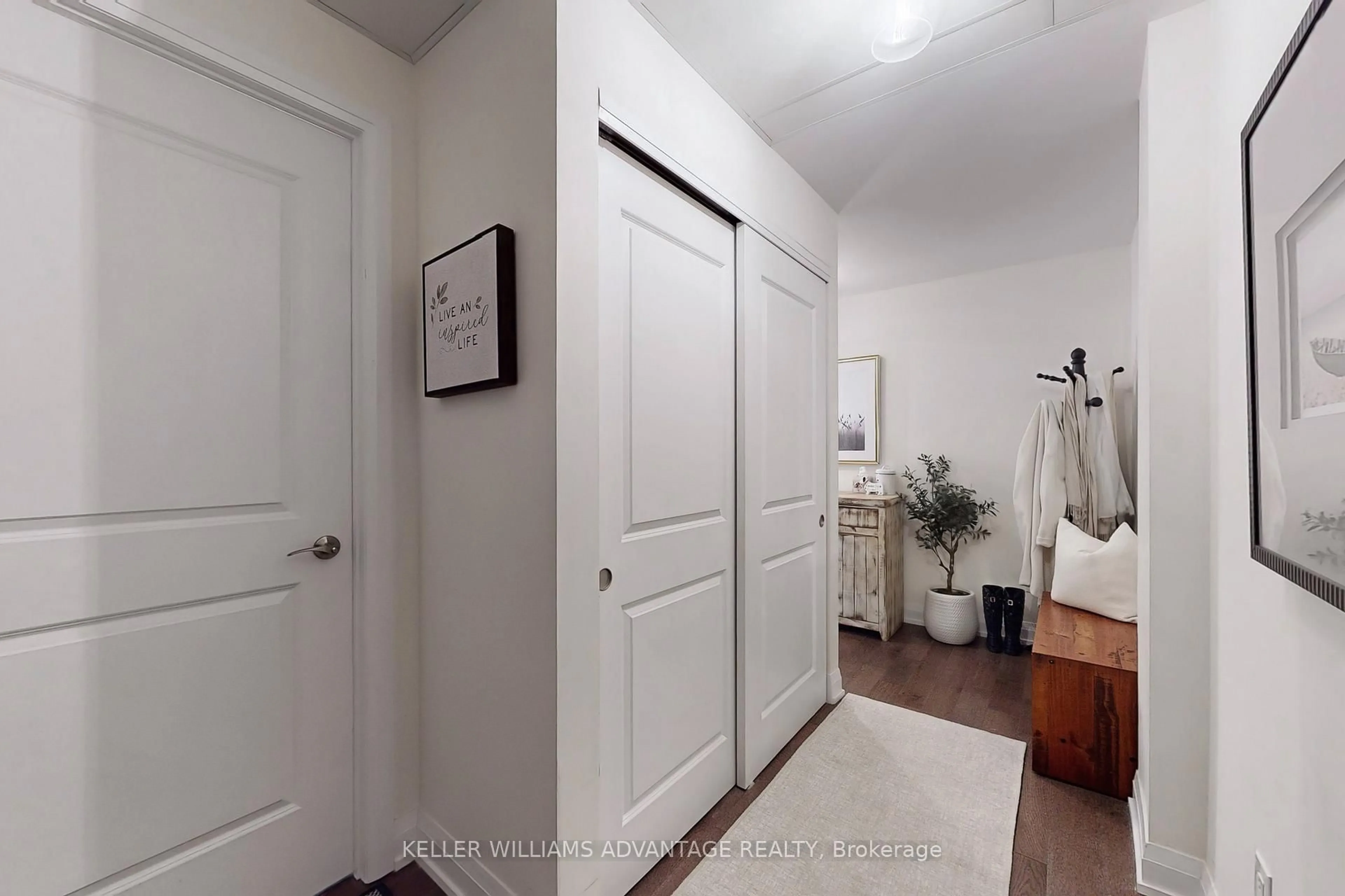 Indoor entryway for 200 Woodbine Ave #308, Toronto Ontario M4L 3P2
