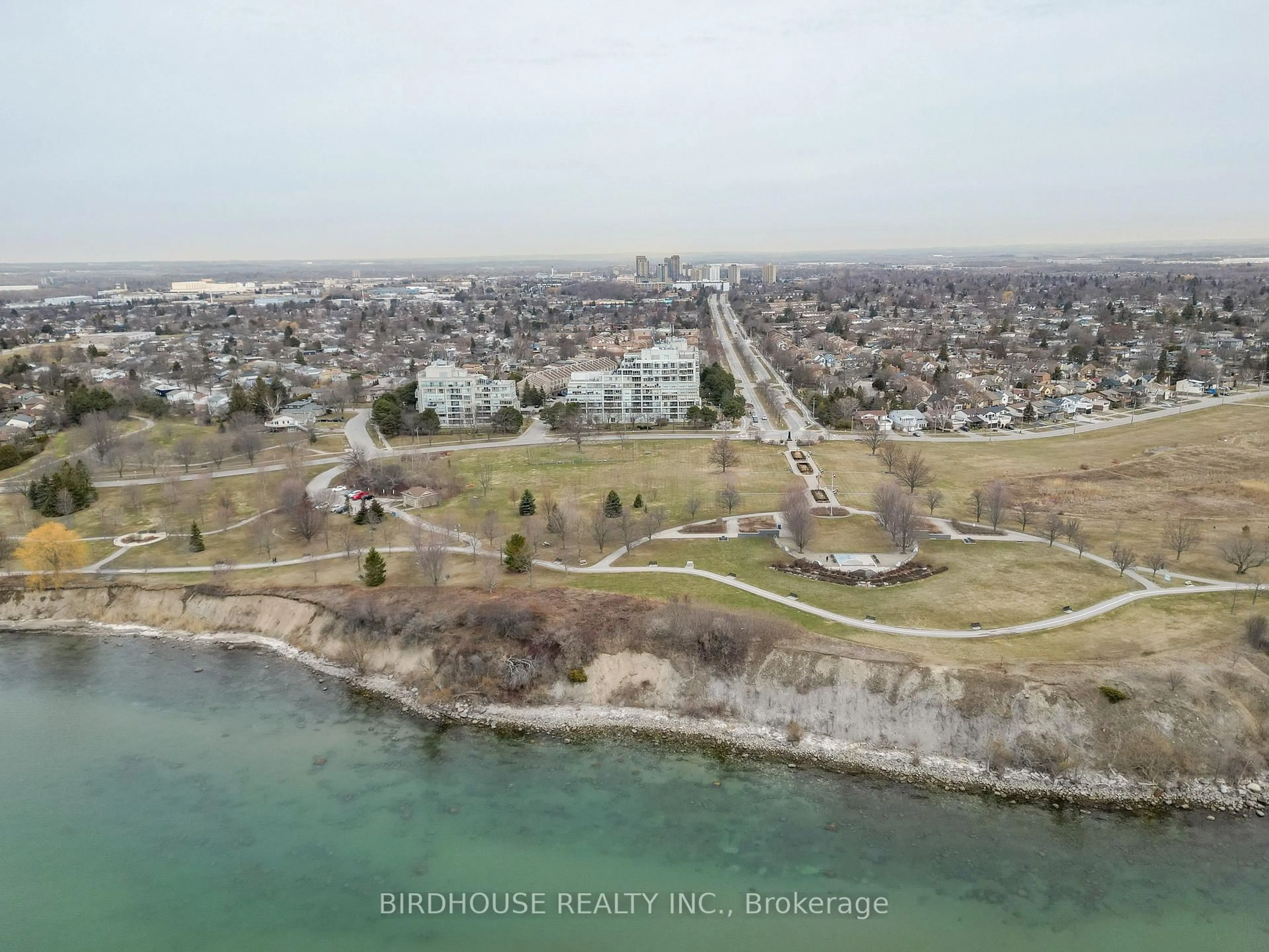 A pic from outside/outdoor area/front of a property/back of a property/a pic from drone, water/lake/river/ocean view for 45 Cumberland Lane #311, Ajax Ontario L1S 7K3