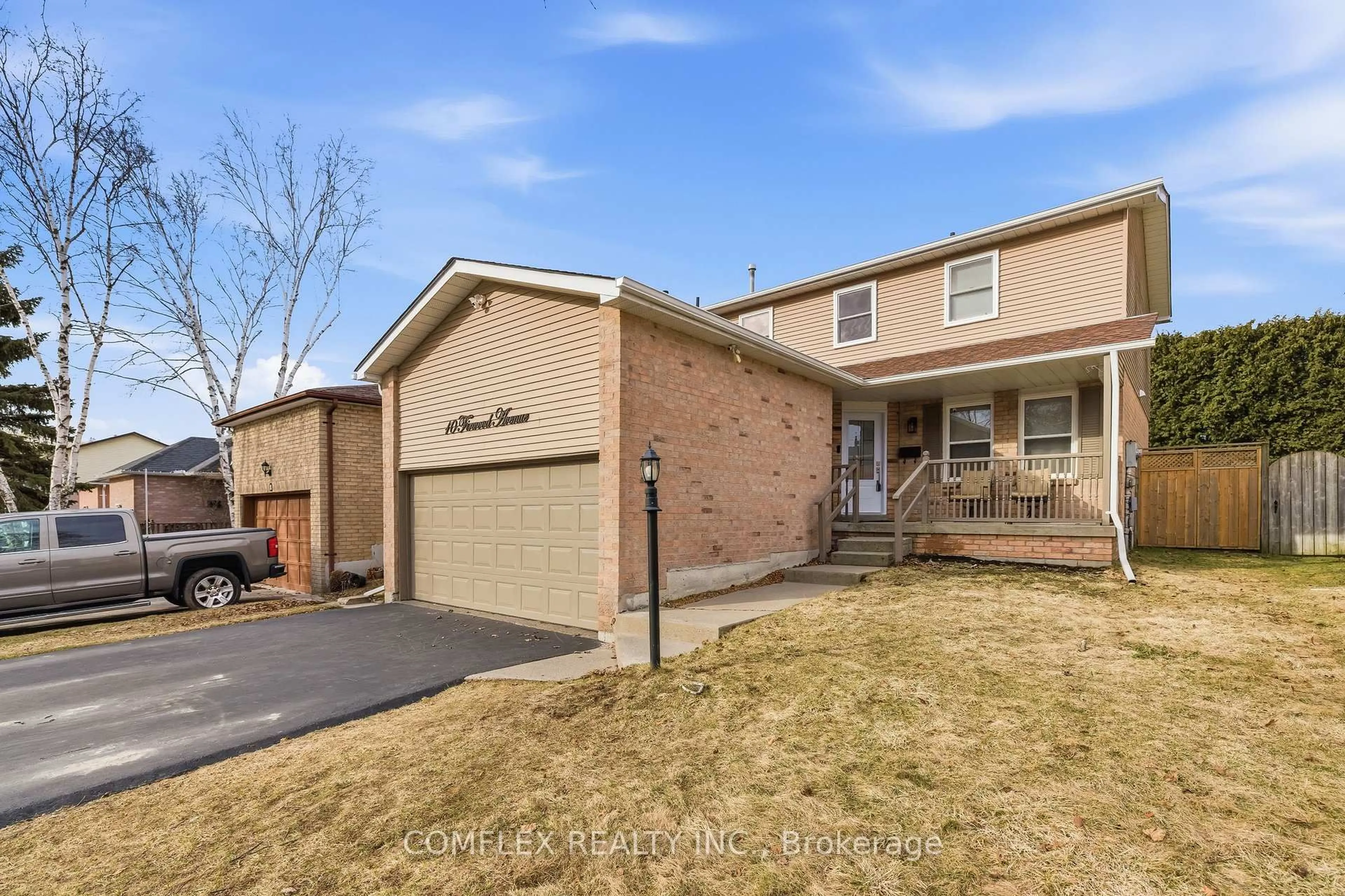 Home with brick exterior material, street for 10 Firwood Ave, Clarington Ontario L1E 1P6