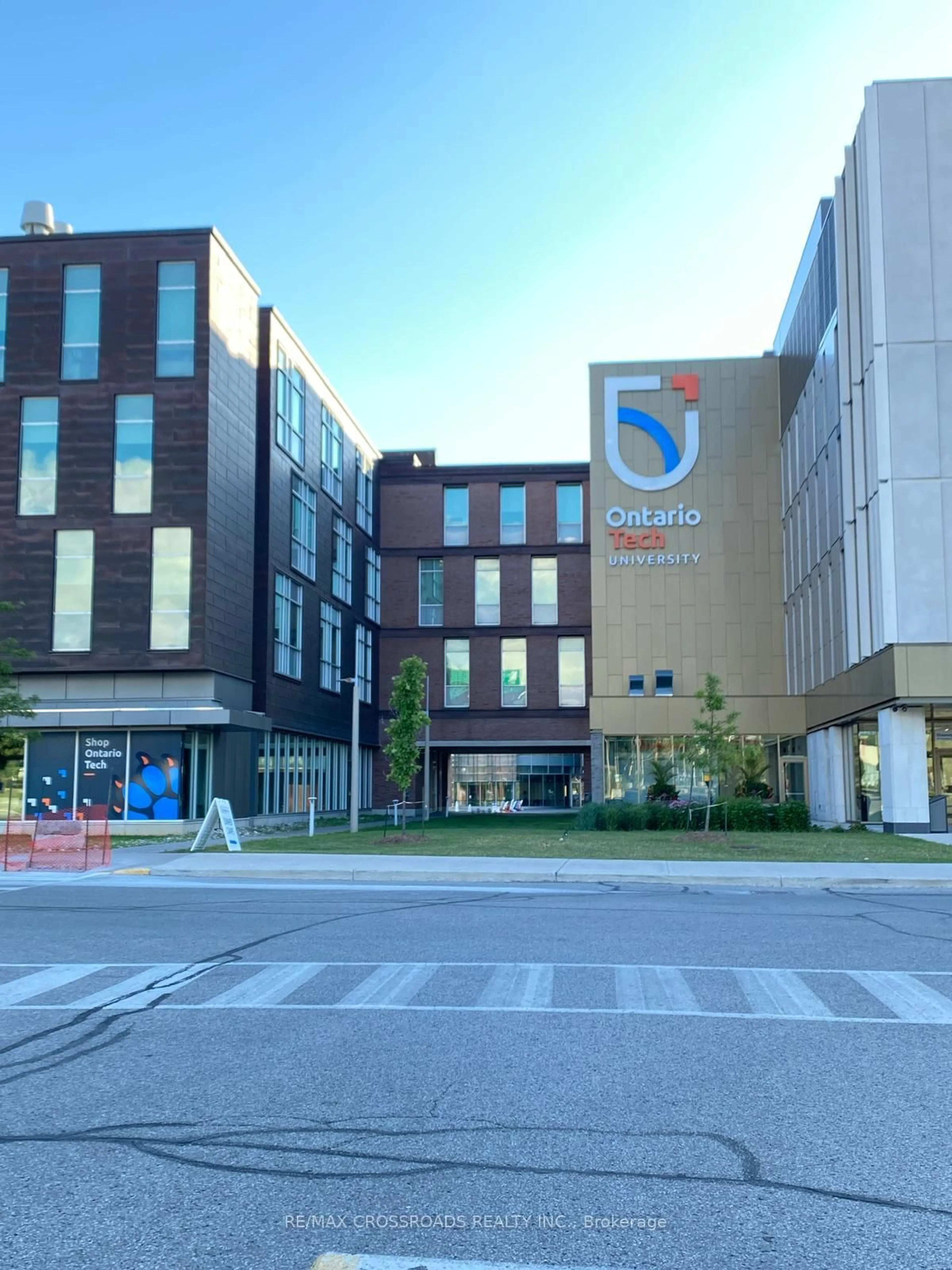 Unknown for 1720 Simcoe St #15, Oshawa Ontario L1G 4X9