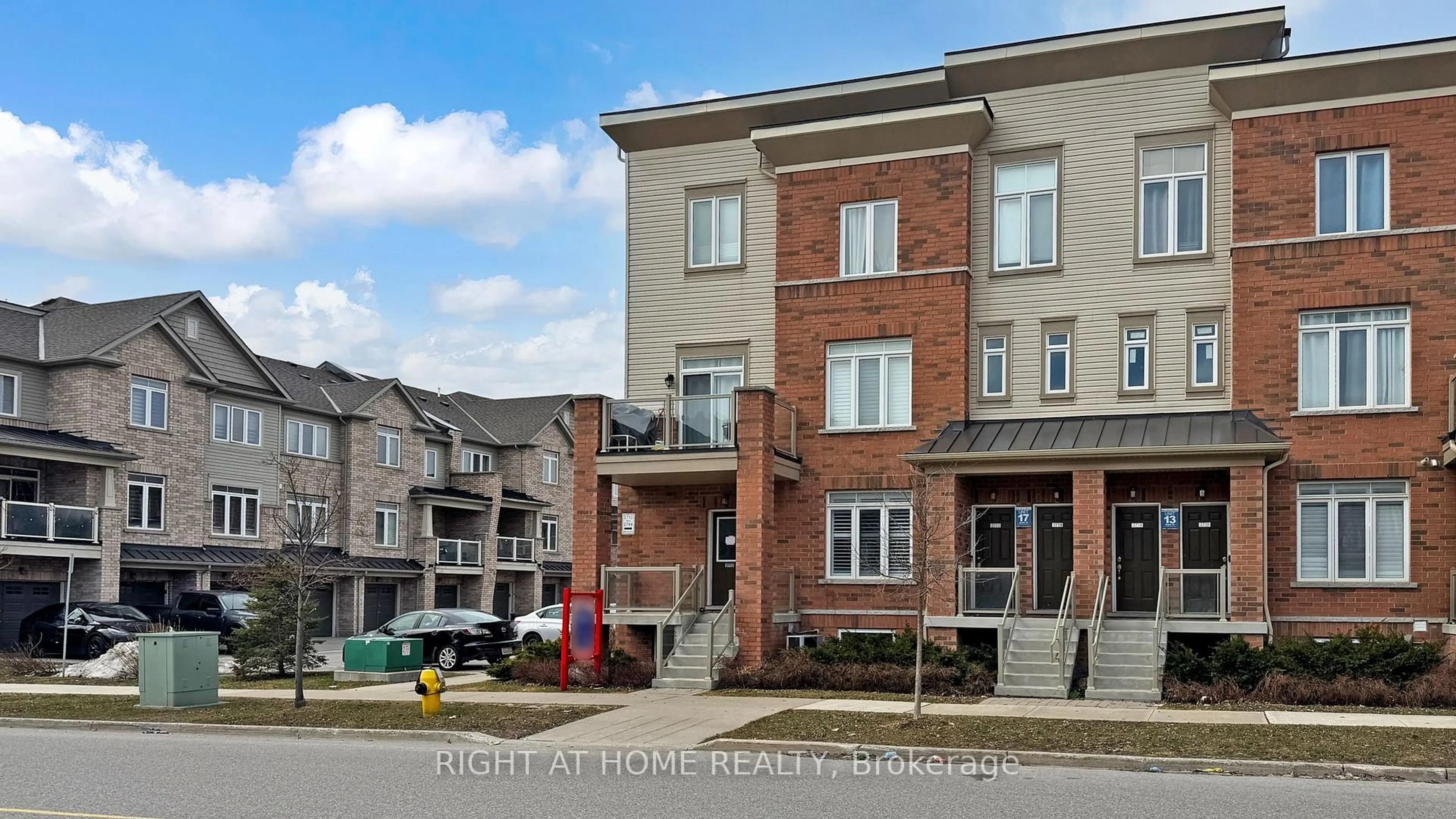 Home with brick exterior material, street for 2710 William Jackson Dr #16, Pickering Ontario L1X 0E6