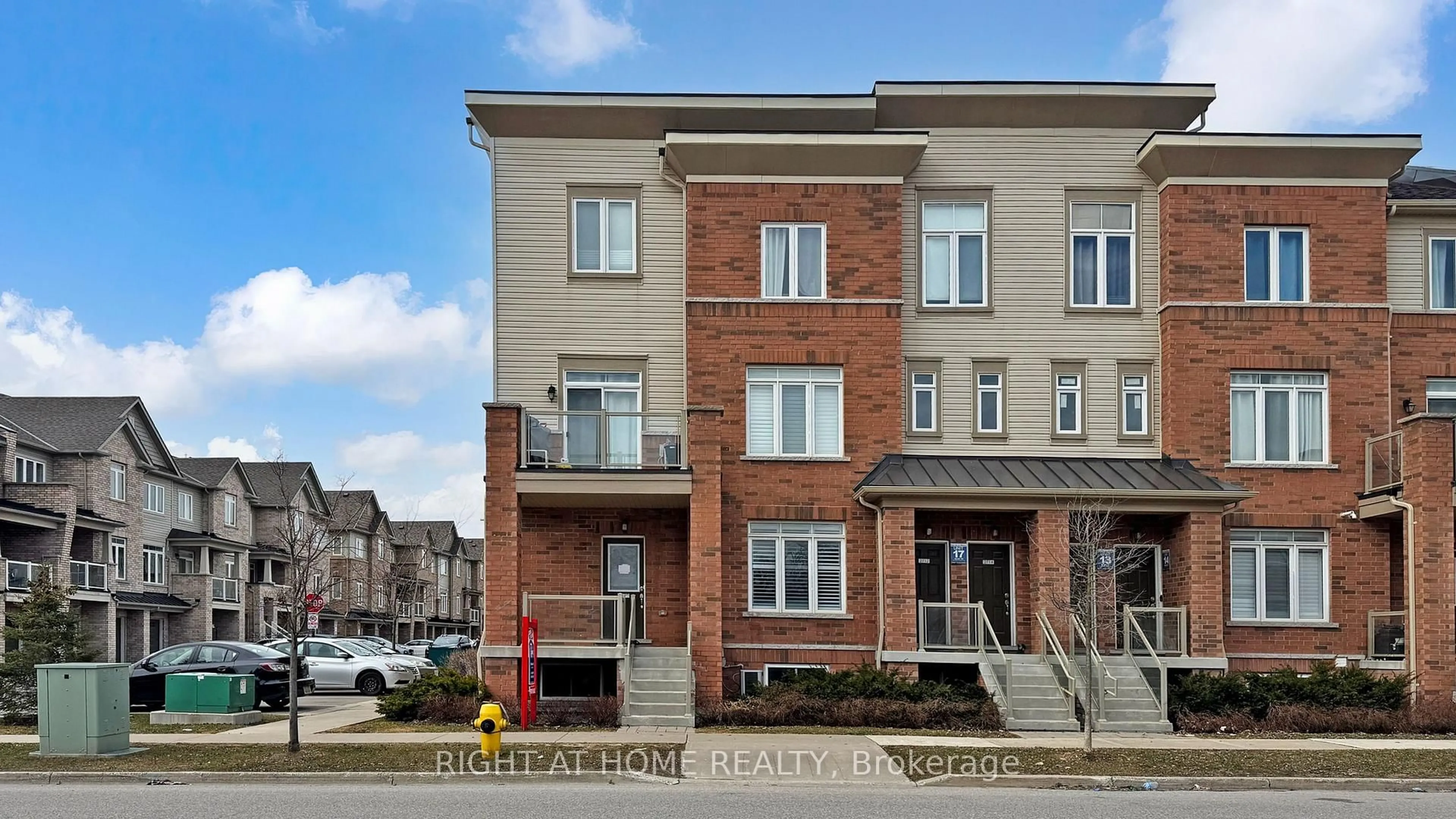 Home with brick exterior material, street for 2710 William Jackson Dr #16, Pickering Ontario L1X 0E6