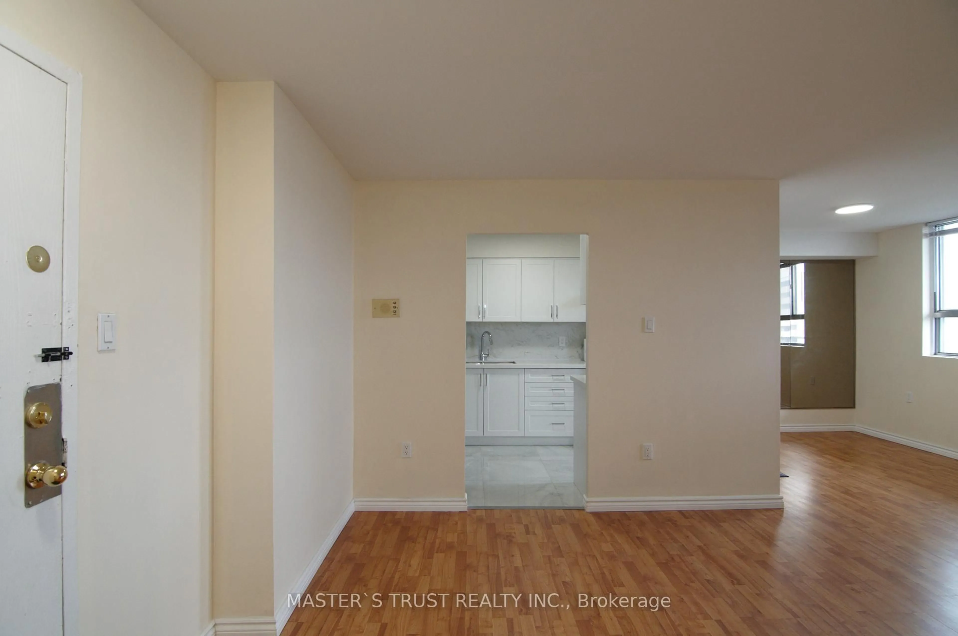 A pic of a room for 100 Dundalk Dr #1003, Toronto Ontario M1P 4V2