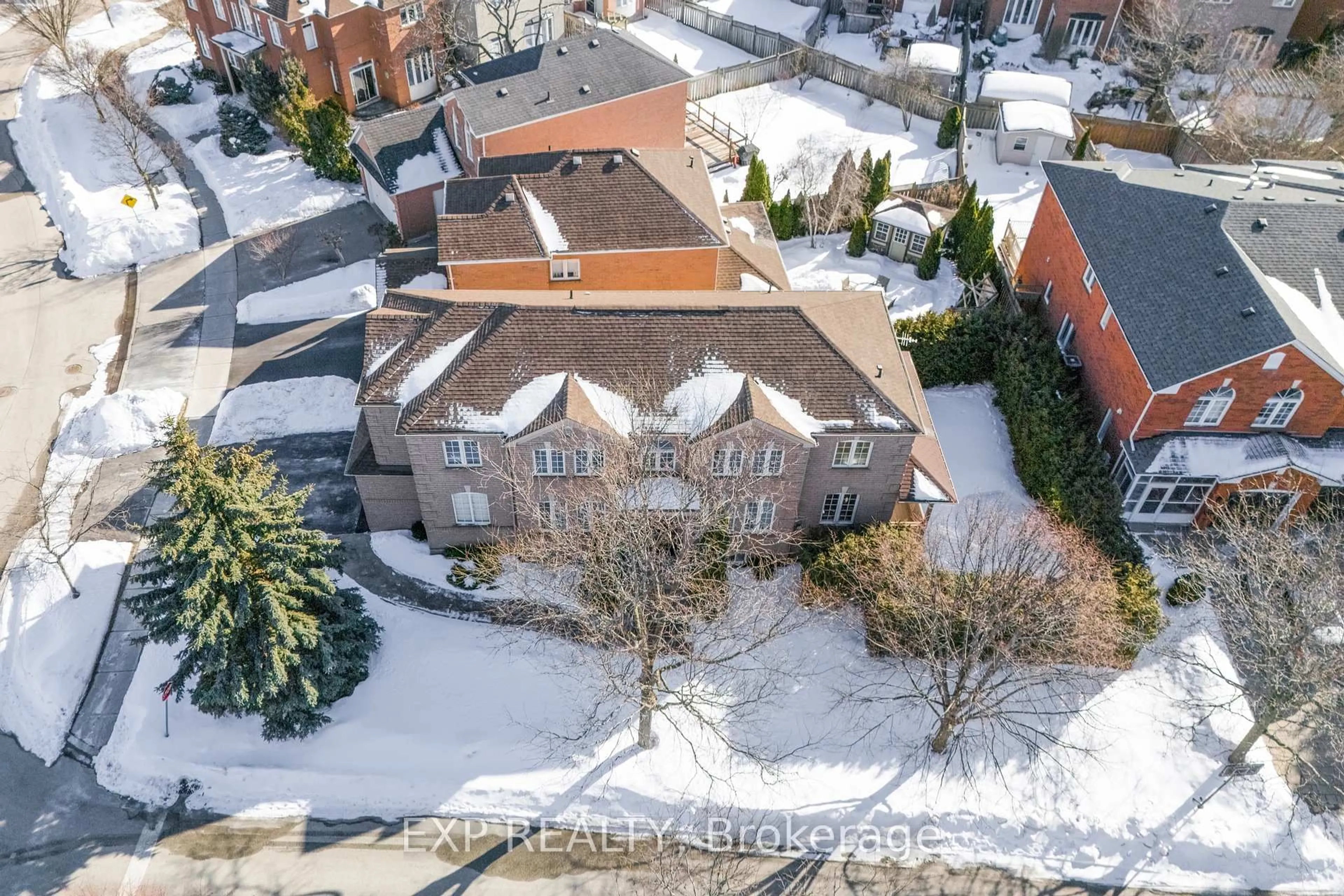A pic from outside/outdoor area/front of a property/back of a property/a pic from drone, street for 56 Moreau Tr, Toronto Ontario M1L 4V3